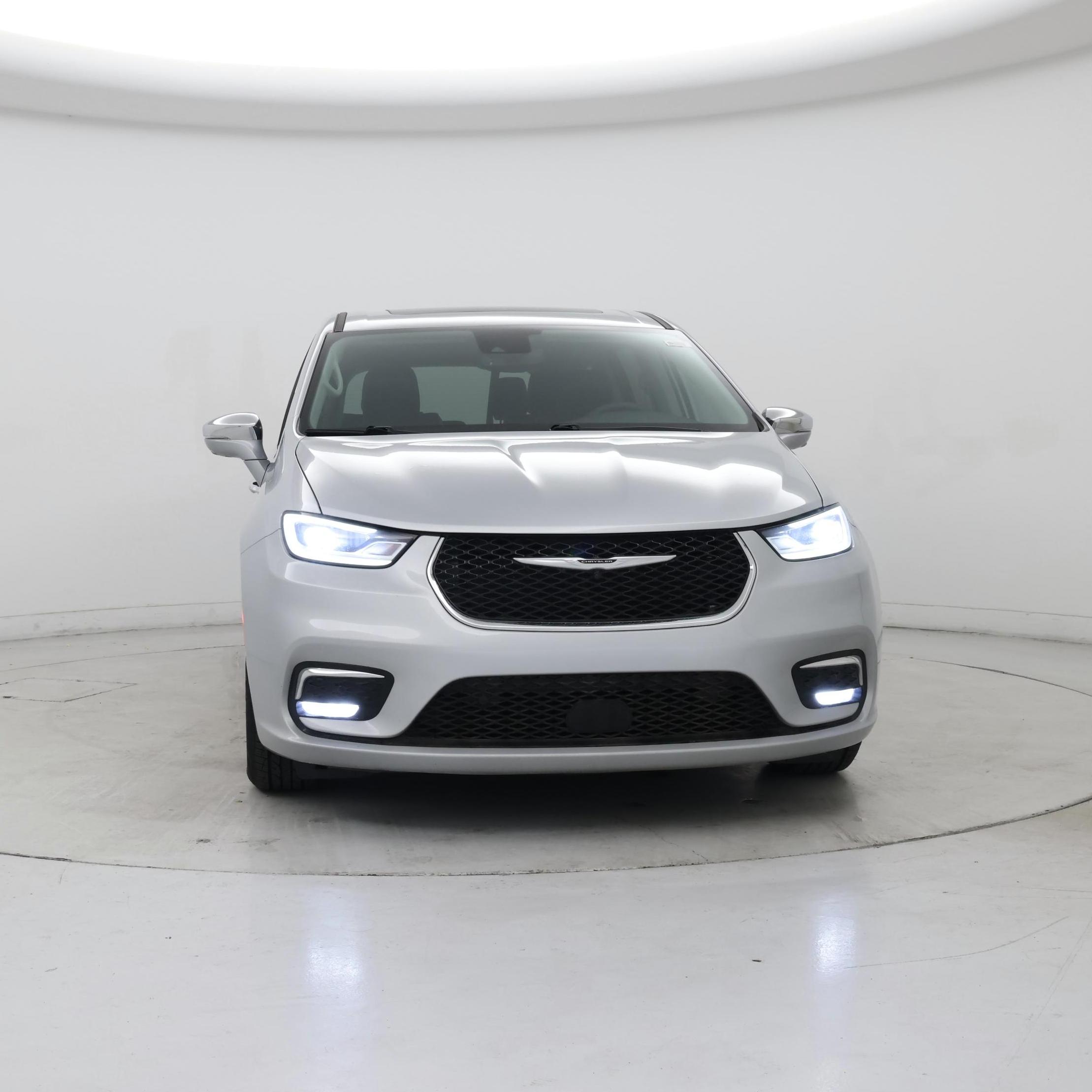 Thumbnail: 2022 Chrysler Pacifica - 5