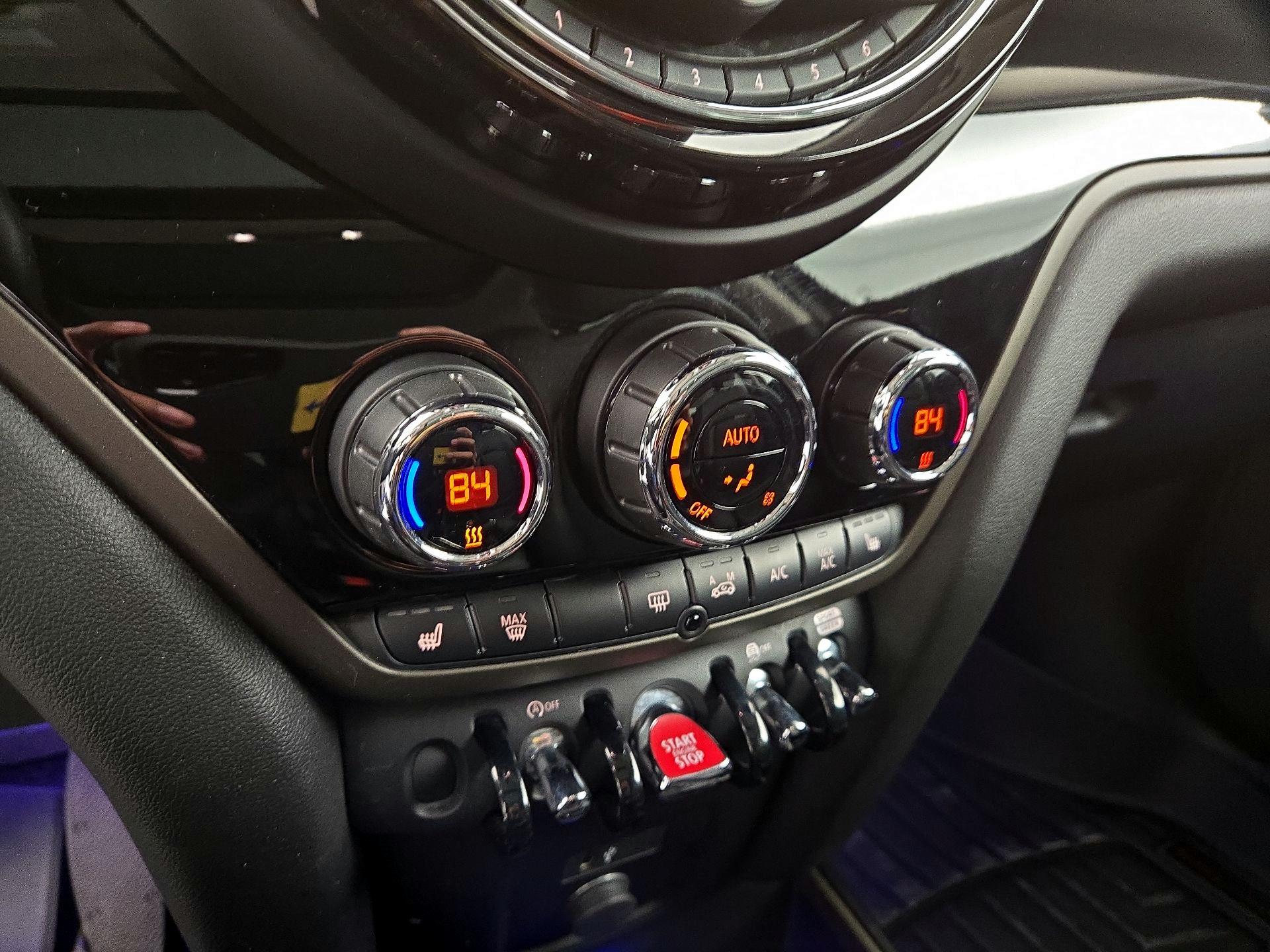 Thumbnail: 2020 MINI Cooper Countryman - 16