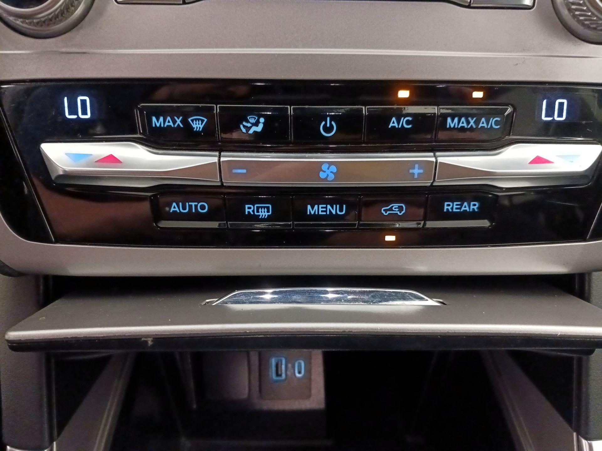 Thumbnail: 2020 Ford Explorer - 16