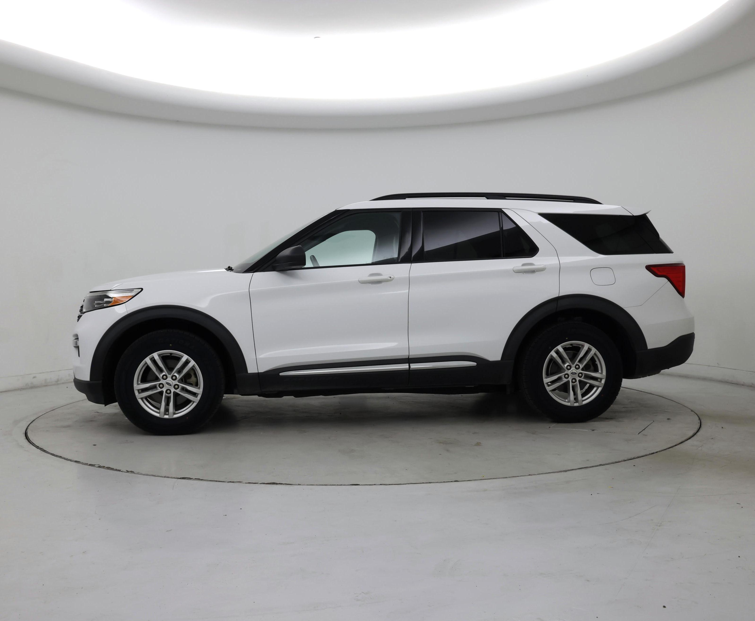 Thumbnail: 2020 Ford Explorer - 3