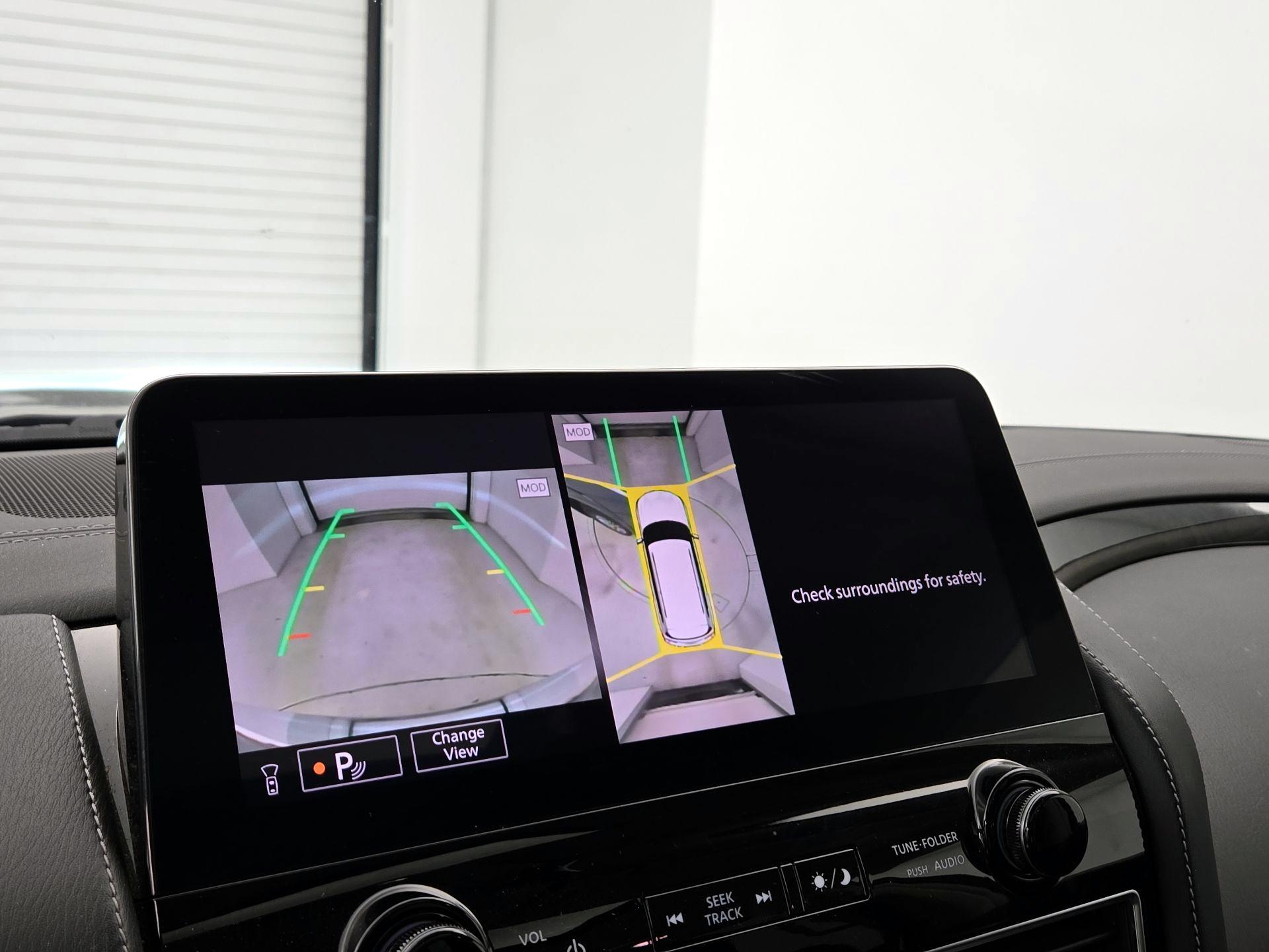 Thumbnail: 2024 INFINITI QX80 - 15