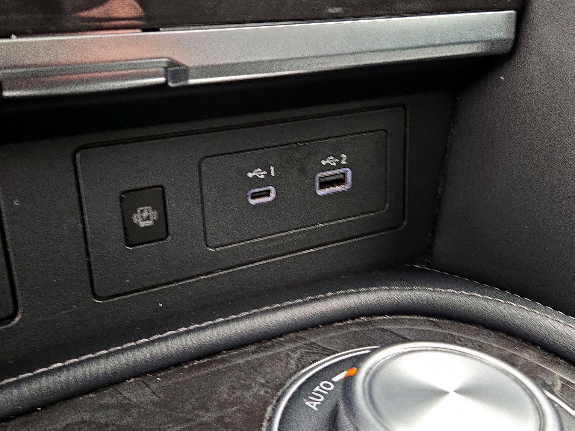 Thumbnail: 2024 INFINITI QX80 - 19