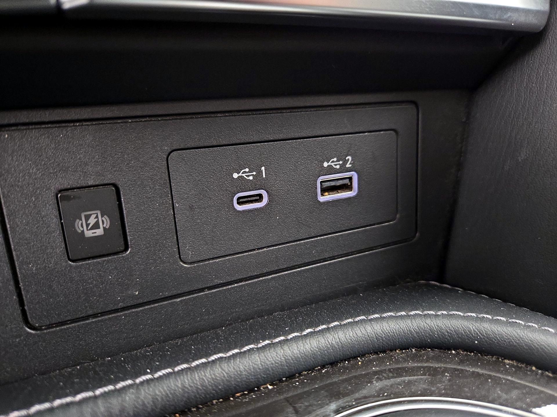 Thumbnail: 2024 INFINITI QX80 - 19