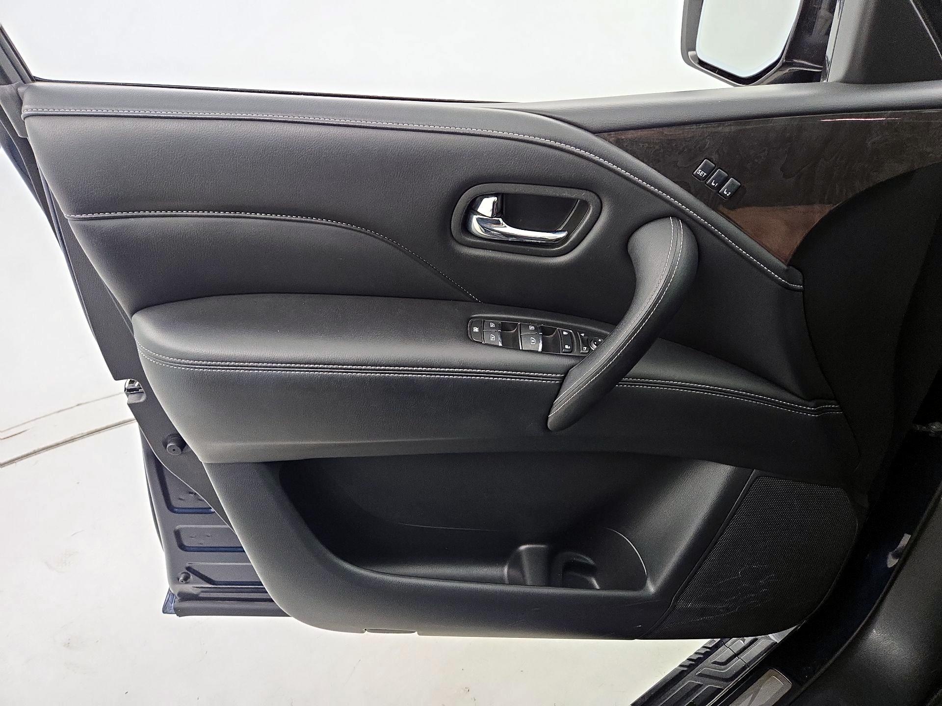 Thumbnail: 2024 INFINITI QX80 - 12