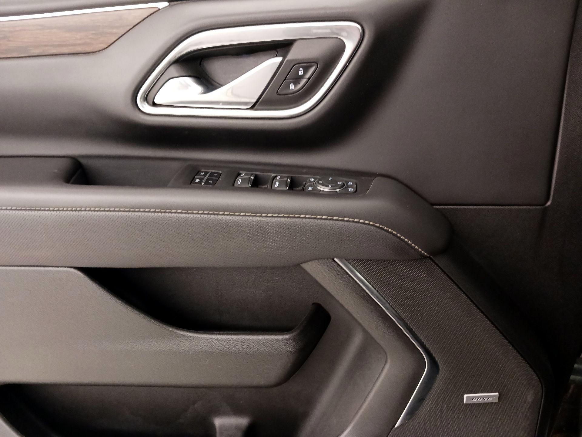 Thumbnail: 2023 Chevrolet Suburban - 12