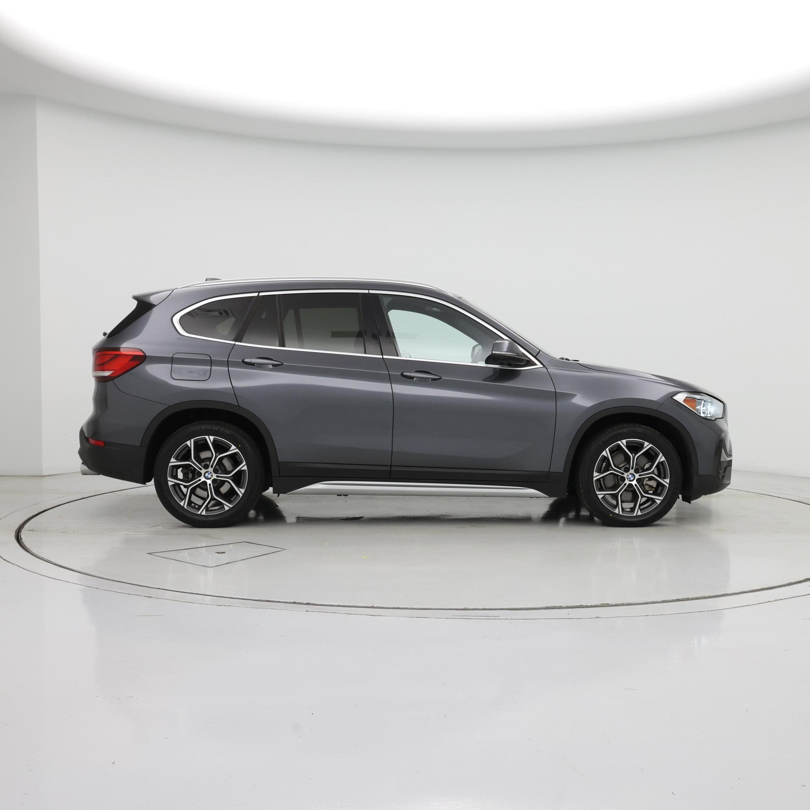 Thumbnail: 2021 BMW X1 - 7