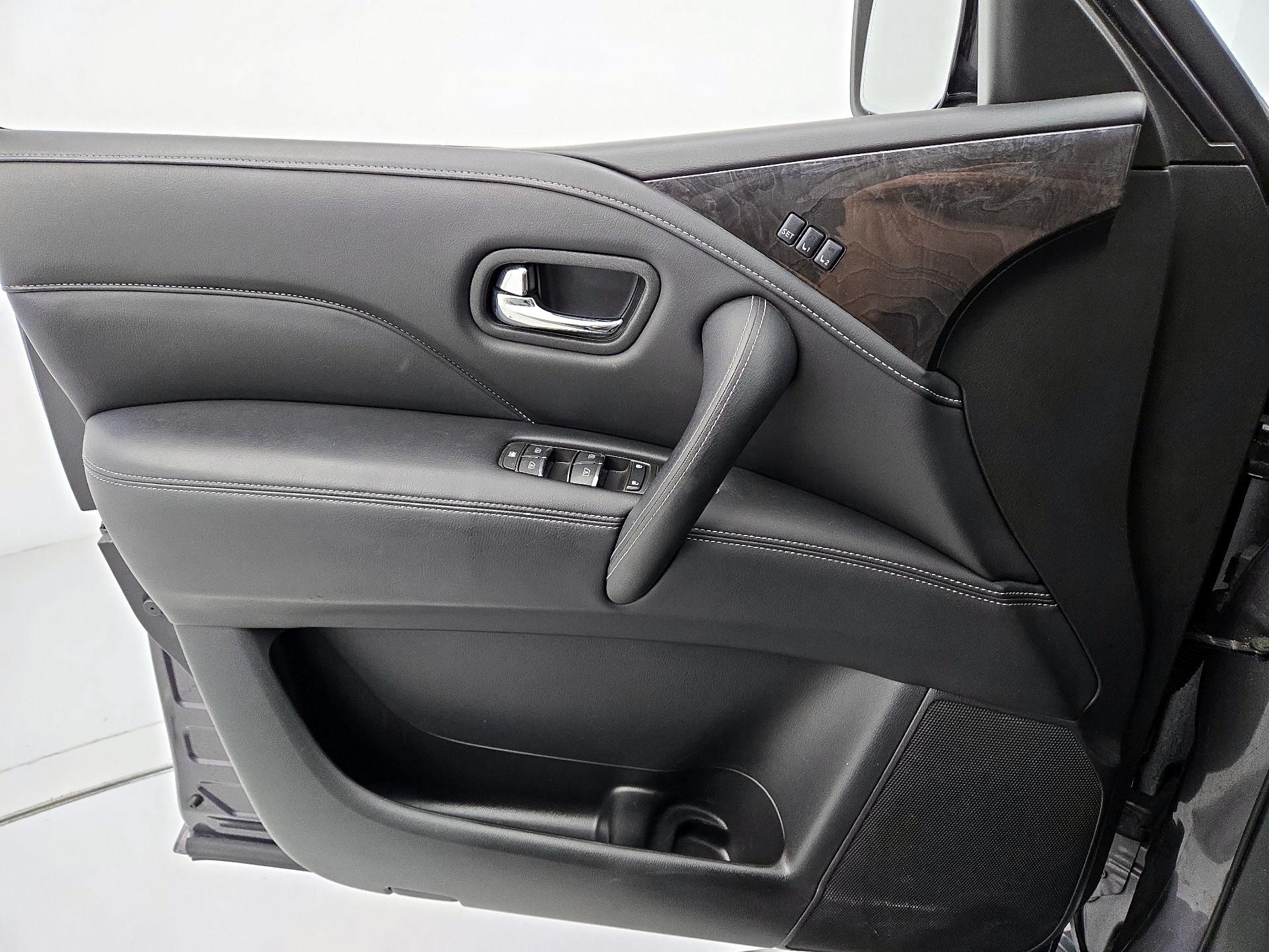 Thumbnail: 2024 INFINITI QX80 - 12