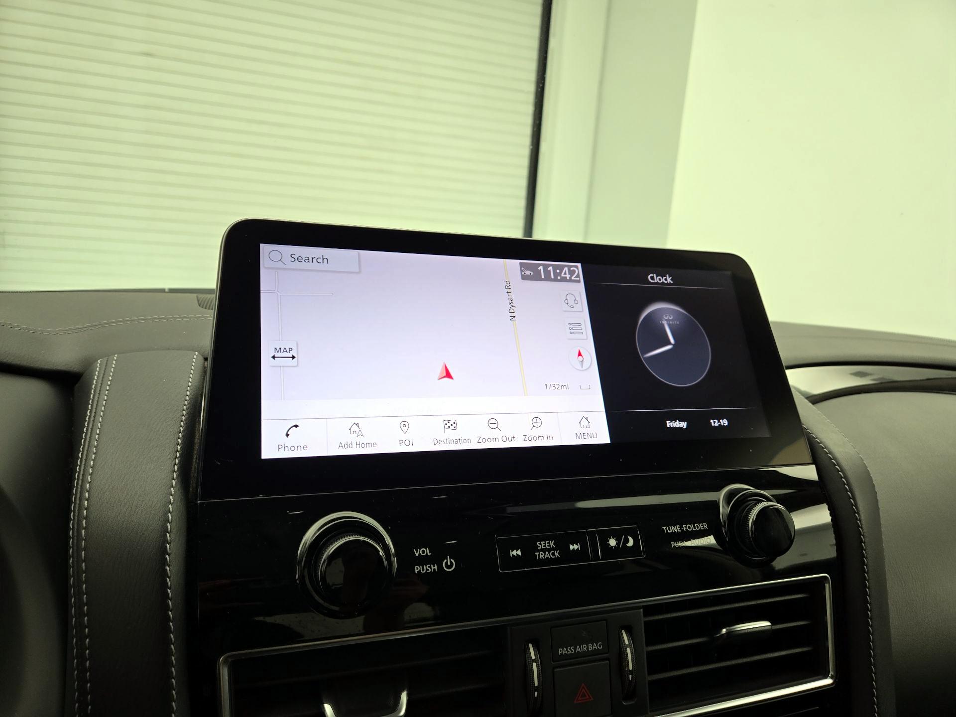 Thumbnail: 2024 INFINITI QX80 - 14