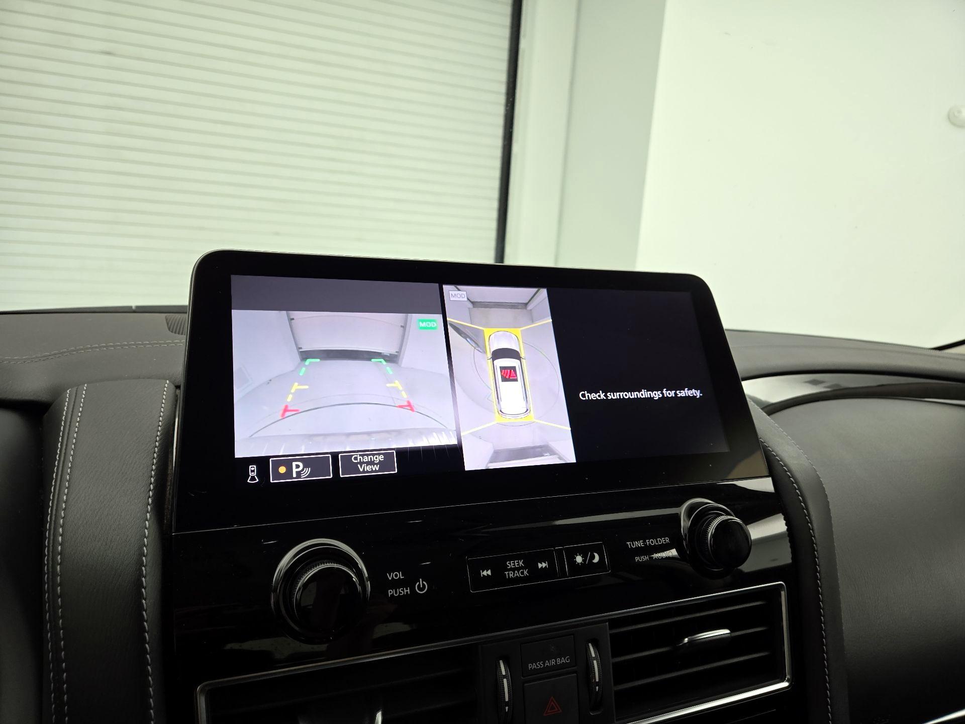 Thumbnail: 2024 INFINITI QX80 - 15