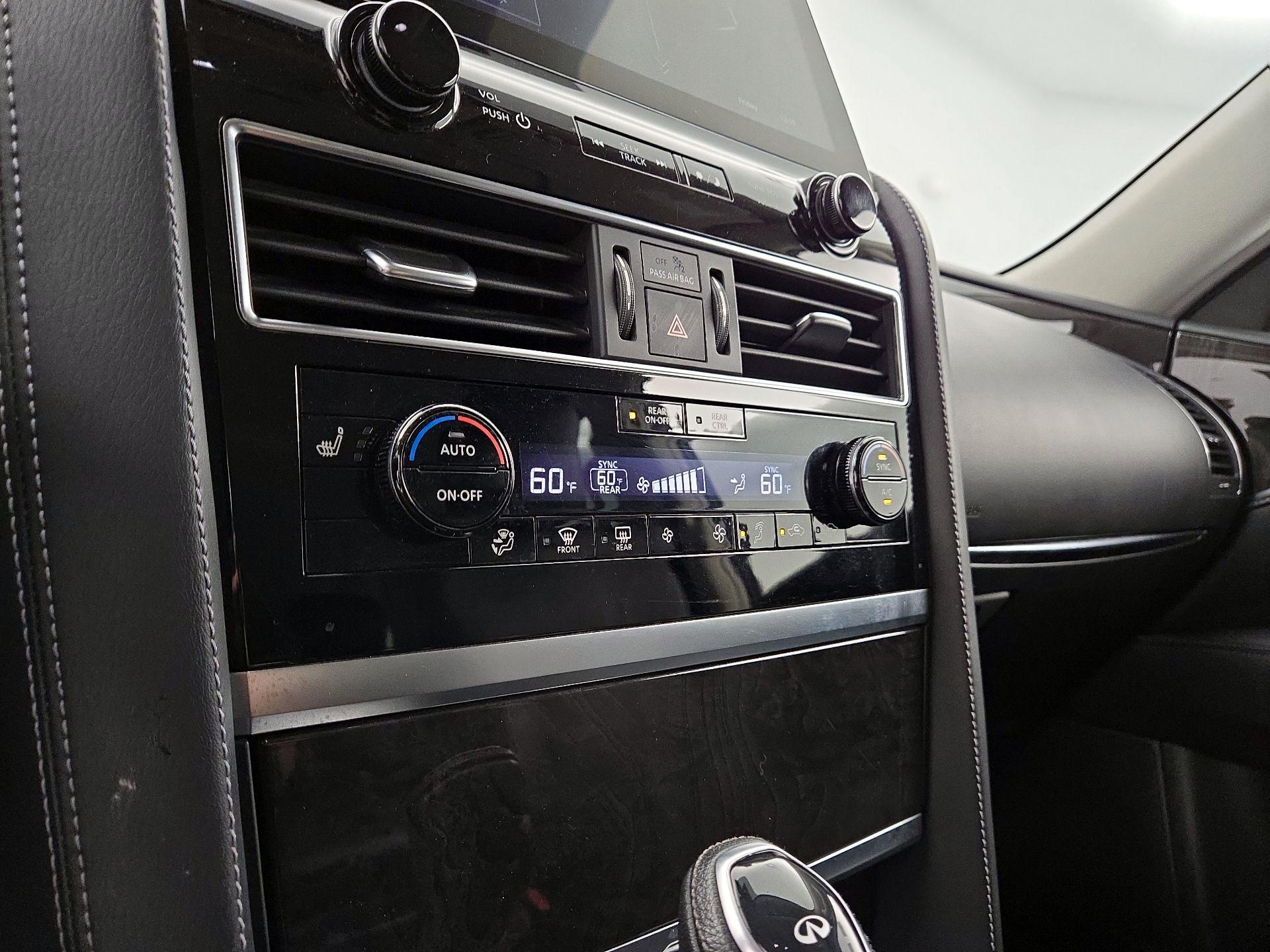 Thumbnail: 2024 INFINITI QX80 - 17