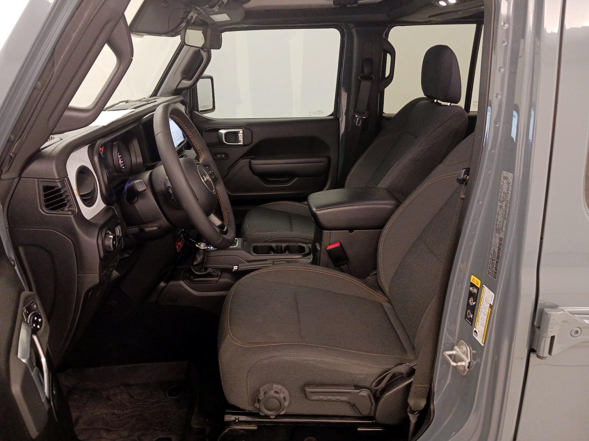 Thumbnail: 2024 Jeep Wrangler - 11