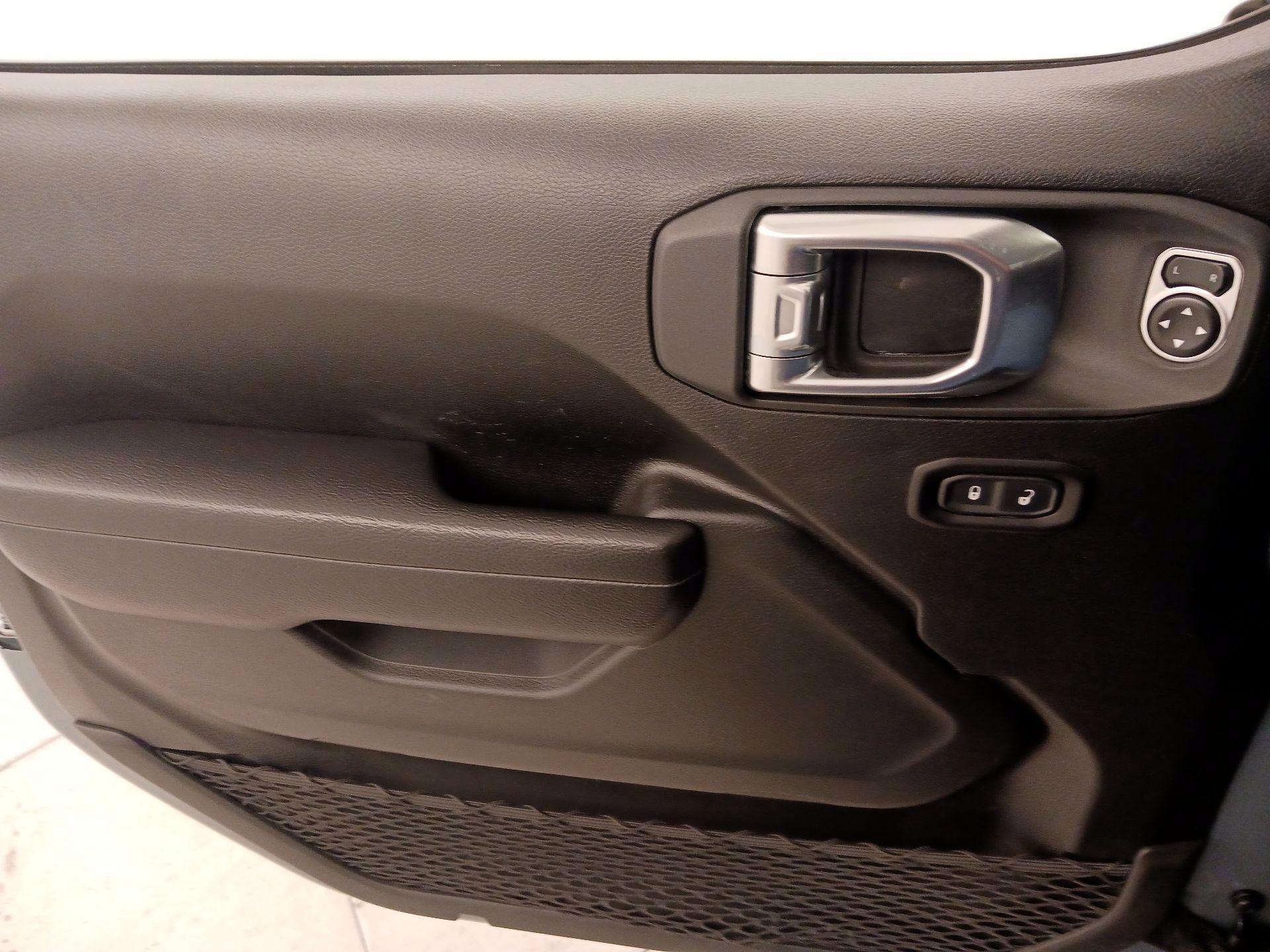 Thumbnail: 2024 Jeep Wrangler - 12