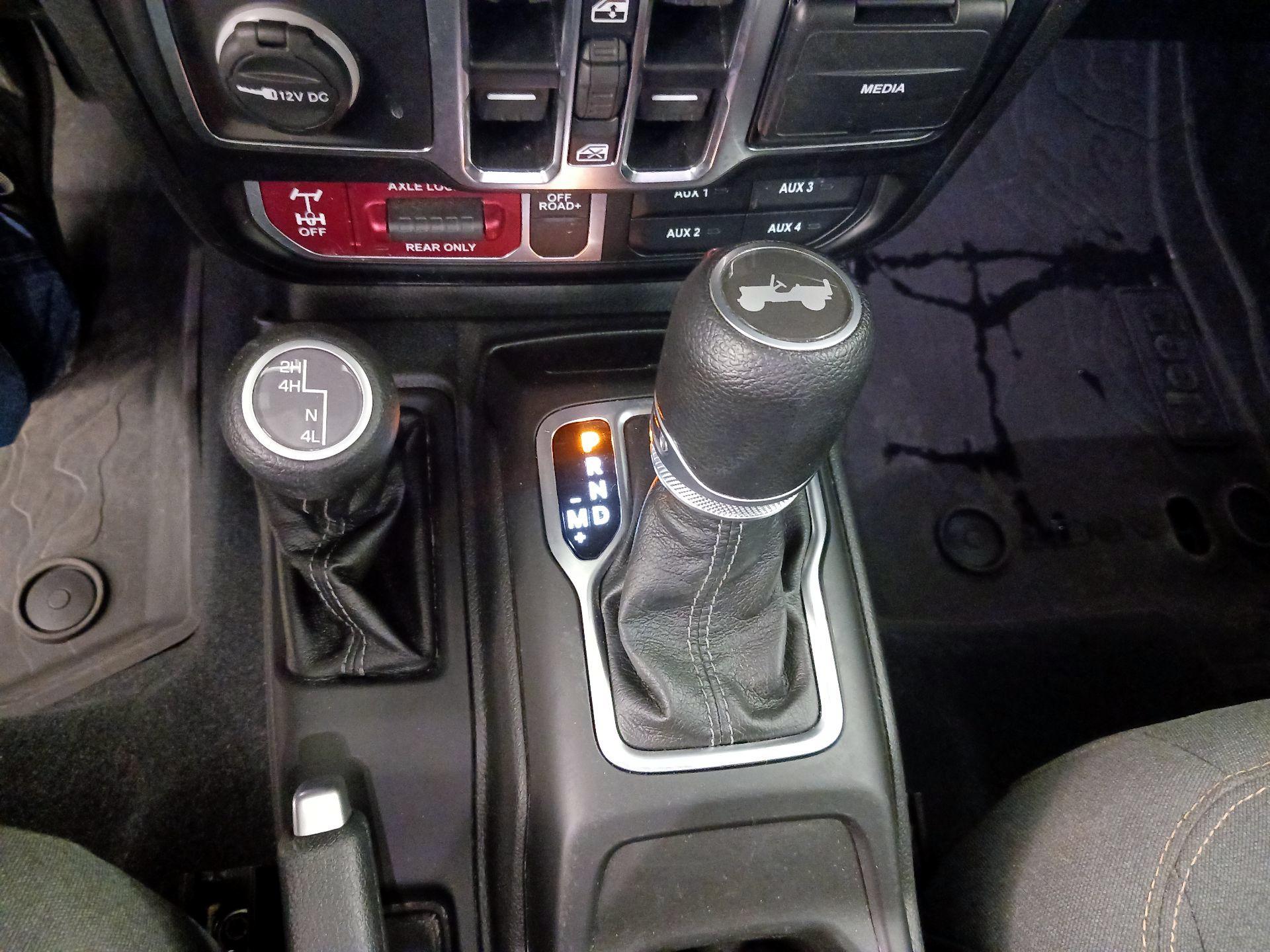 Thumbnail: 2024 Jeep Wrangler - 17