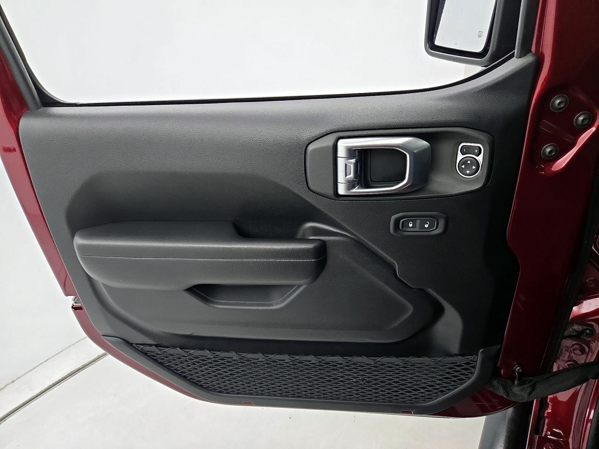 Thumbnail: 2021 Jeep Wrangler - 12