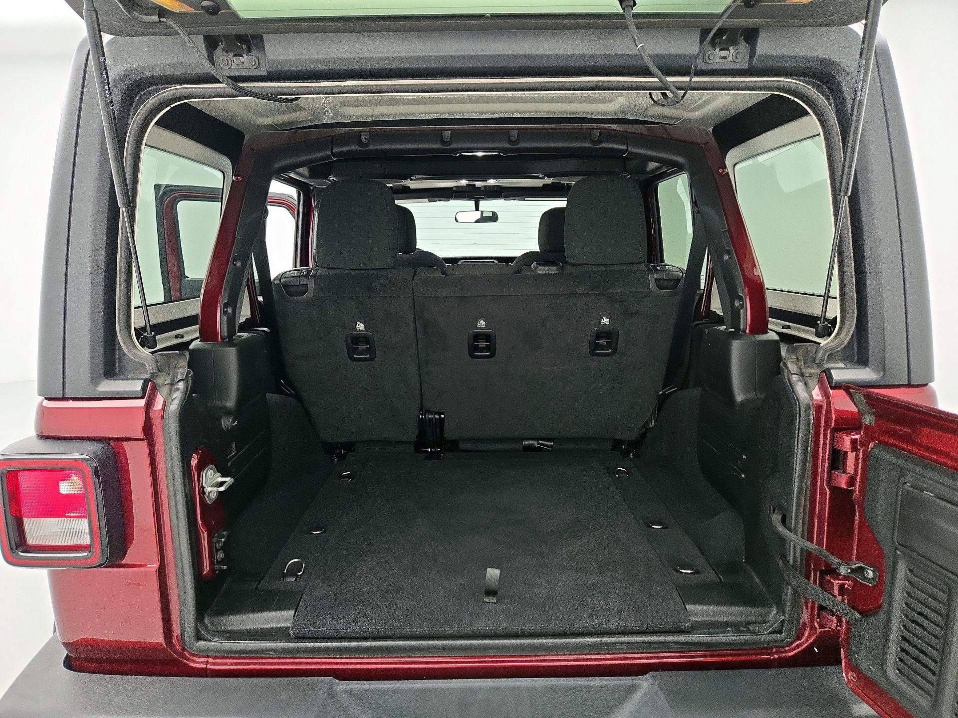 Thumbnail: 2021 Jeep Wrangler - 20