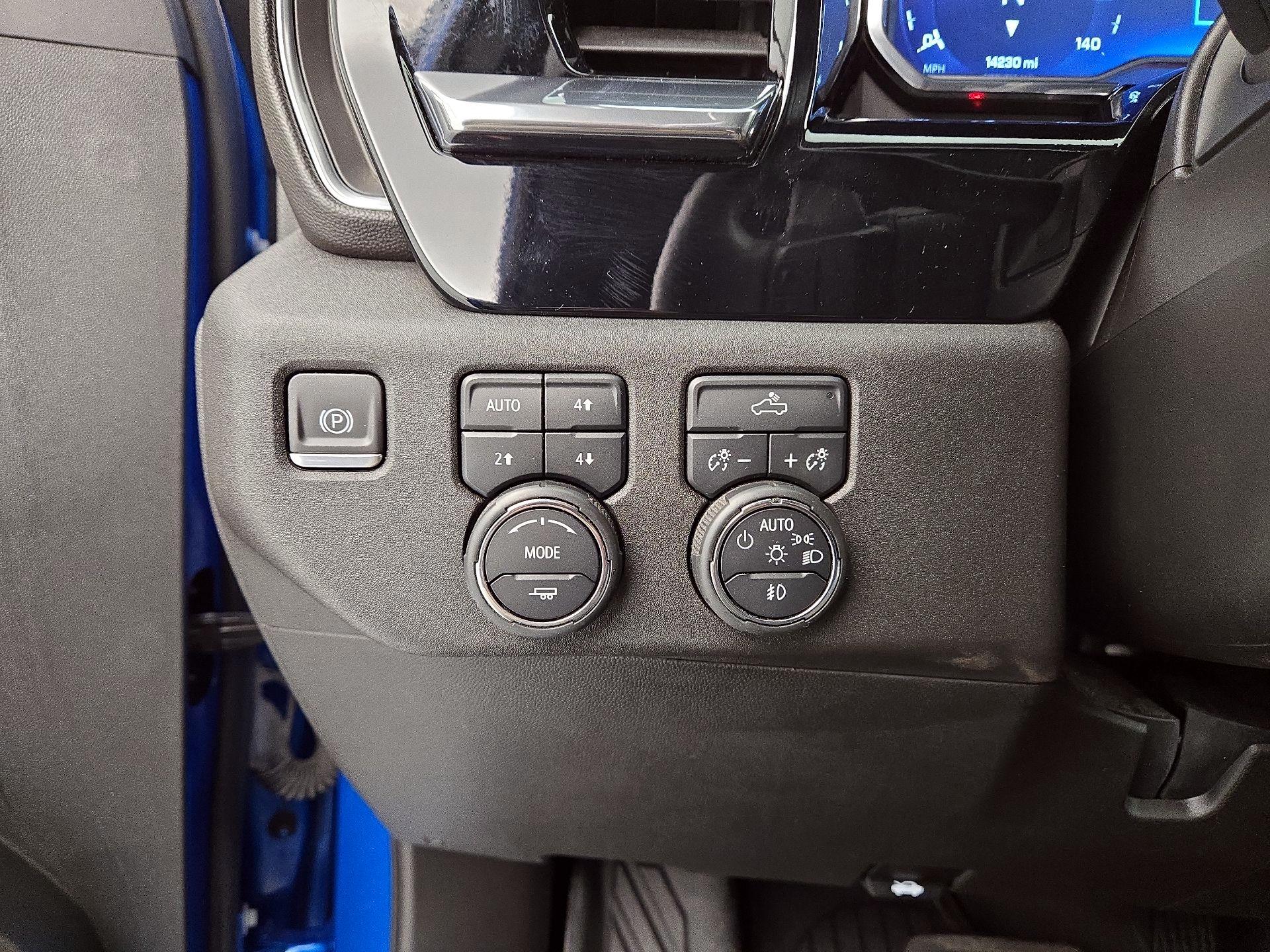 Thumbnail: 2023 Chevrolet Silverado 1500 - 13