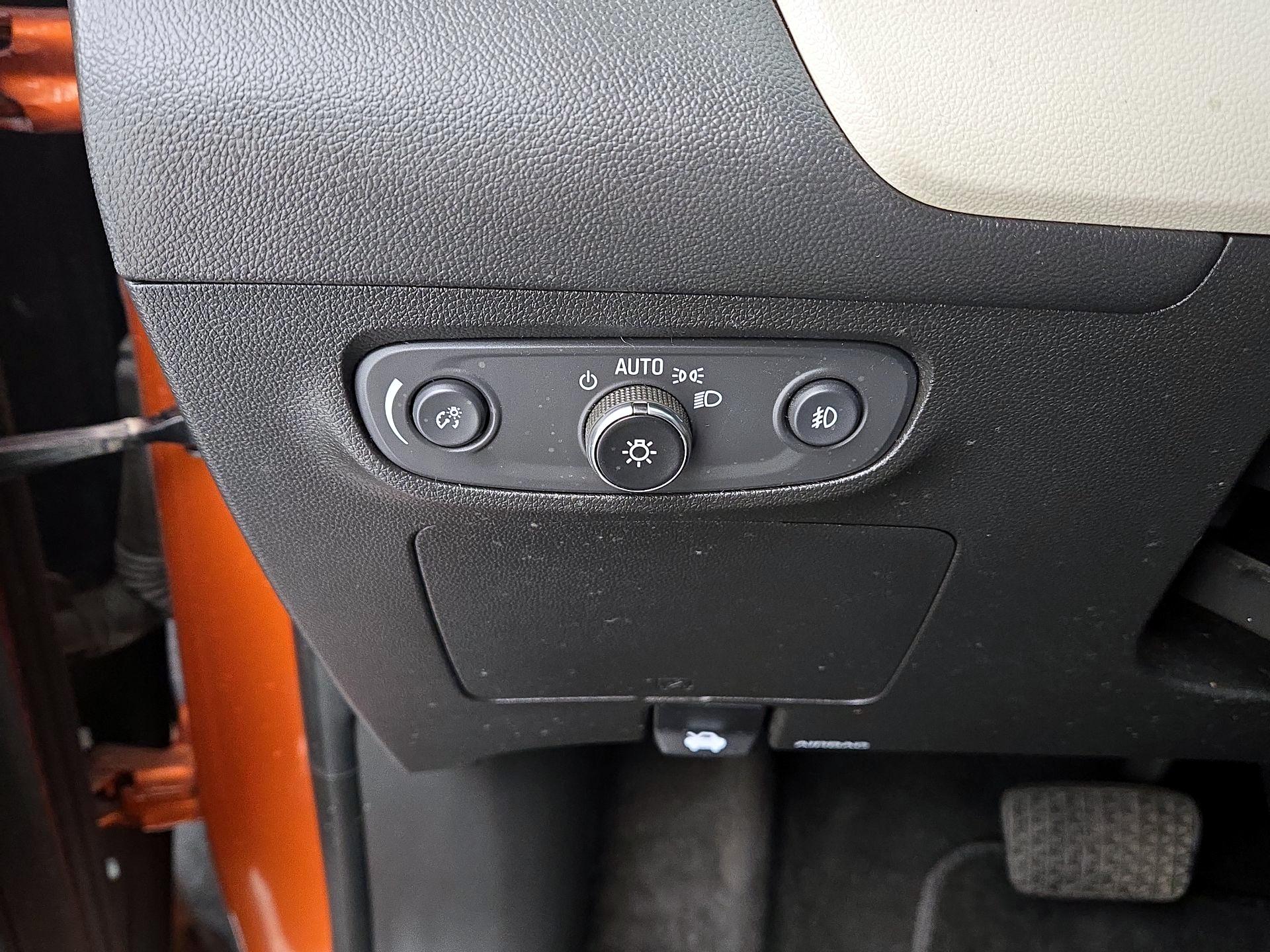 Thumbnail: 2022 Buick Encore GX - 13