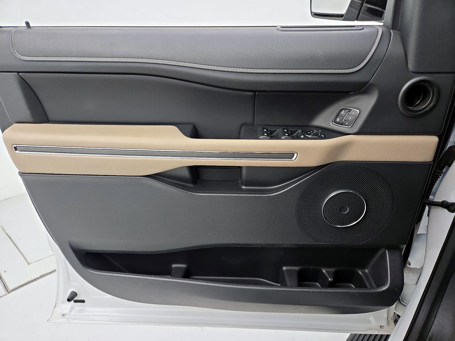 Thumbnail: 2024 Ford Expedition MAX - 12