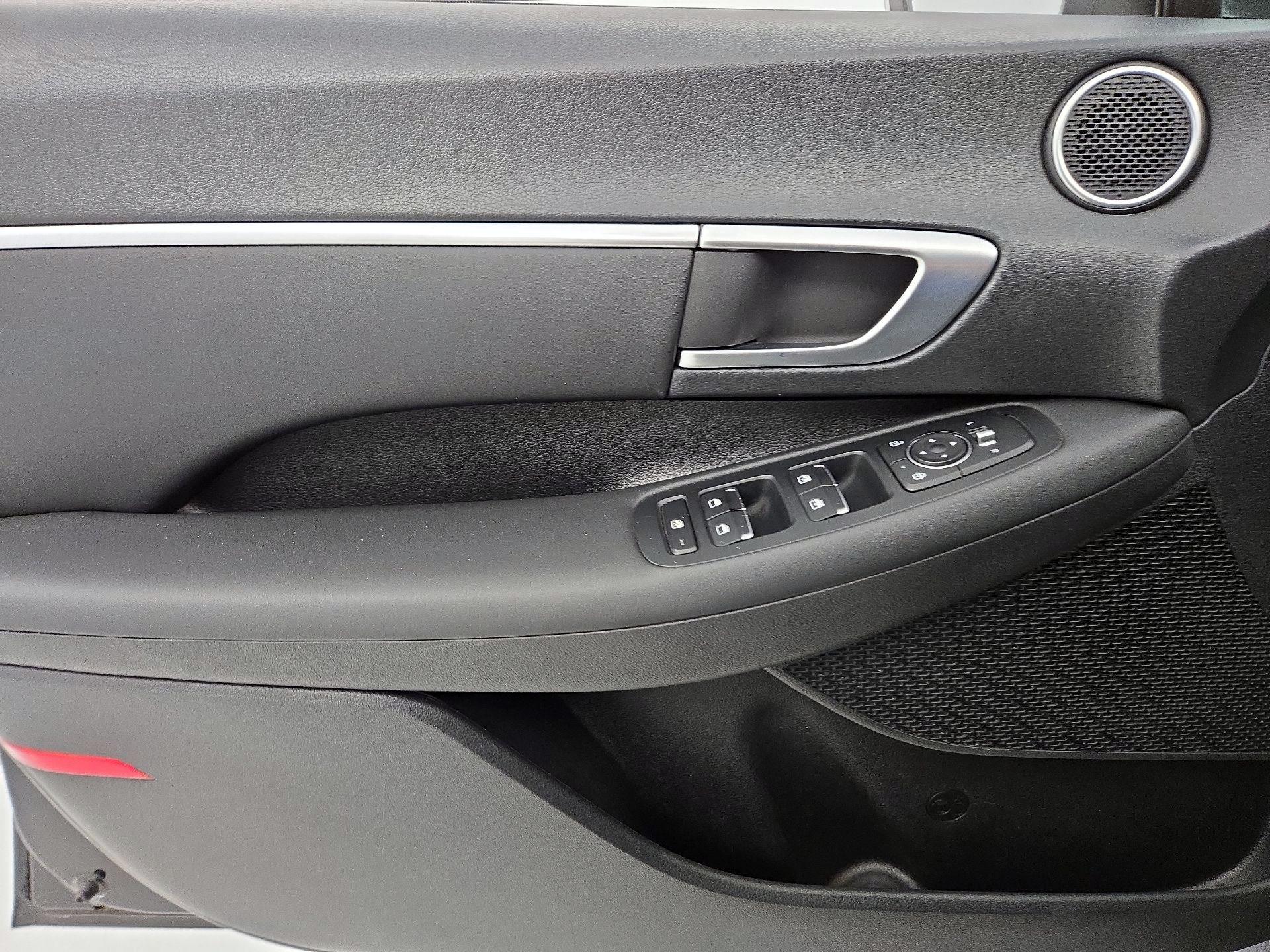 Thumbnail: 2021 Hyundai Sonata - 12