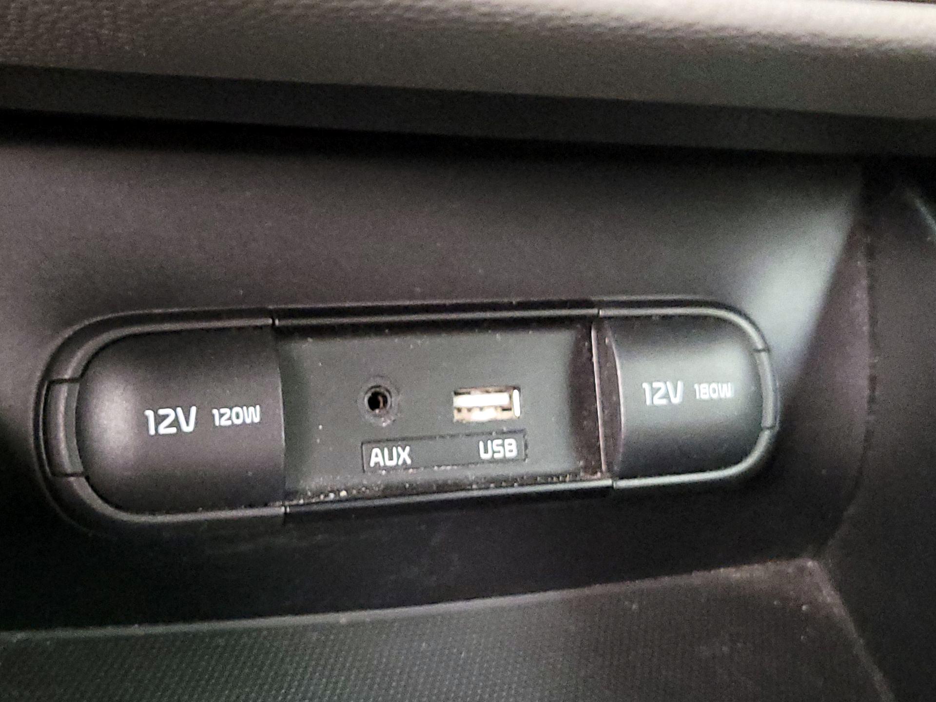 Thumbnail: 2018 Kia Soul - 17