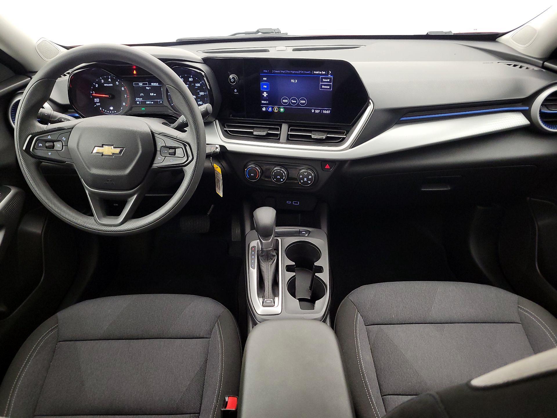 Thumbnail: 2024 Chevrolet Trax - 9