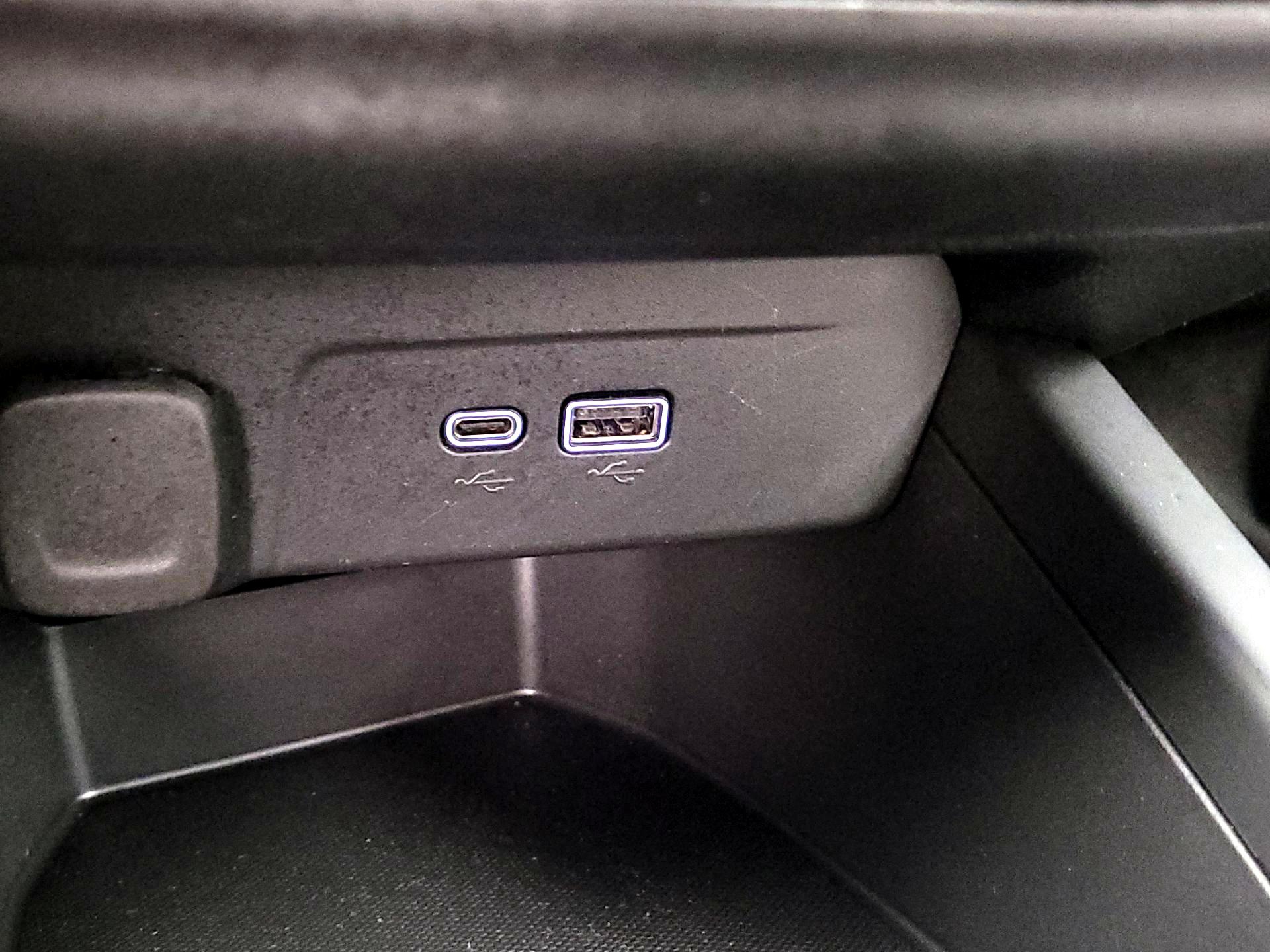 Thumbnail: 2024 Chevrolet Trax - 18