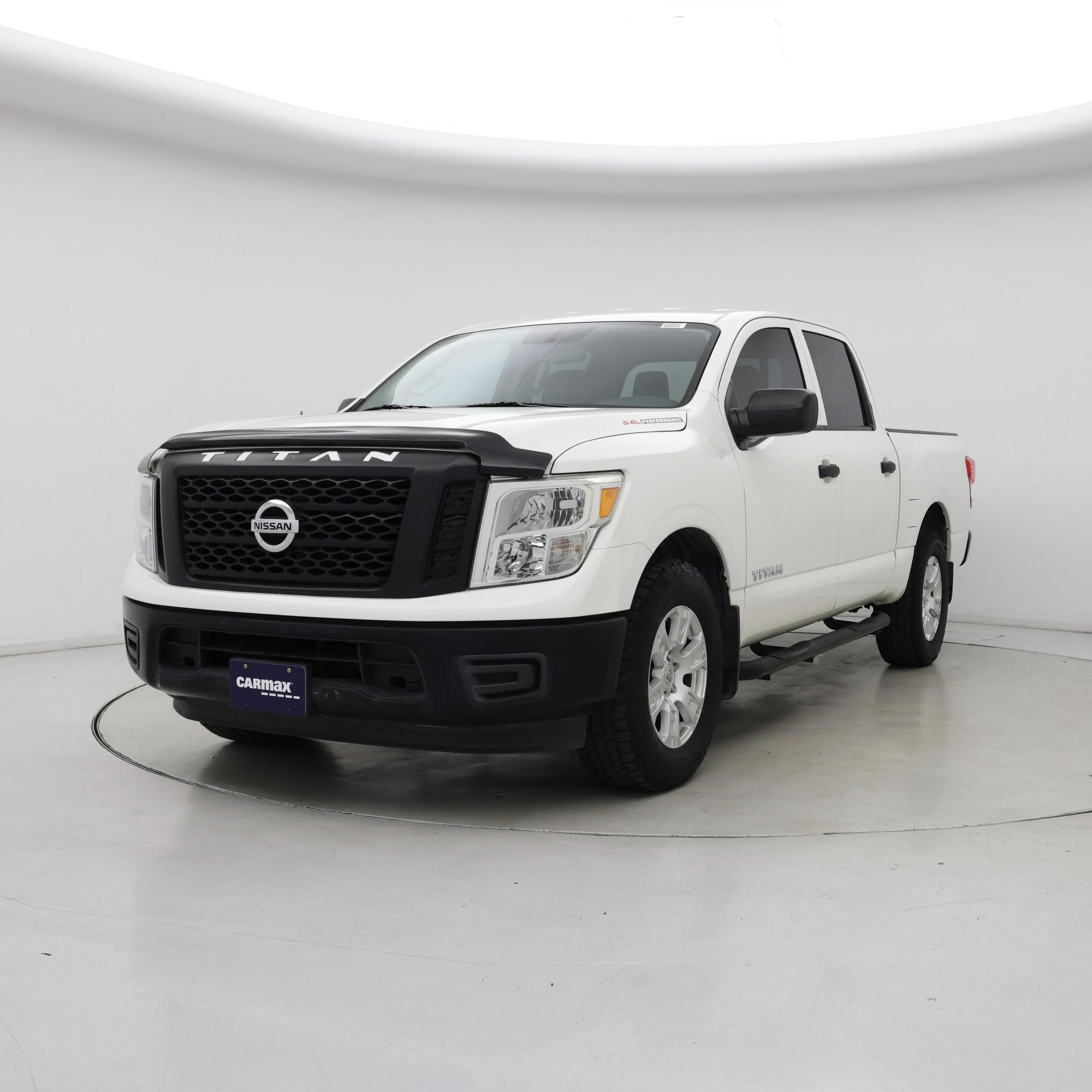 Thumbnail: 2017 Nissan Titan - 4