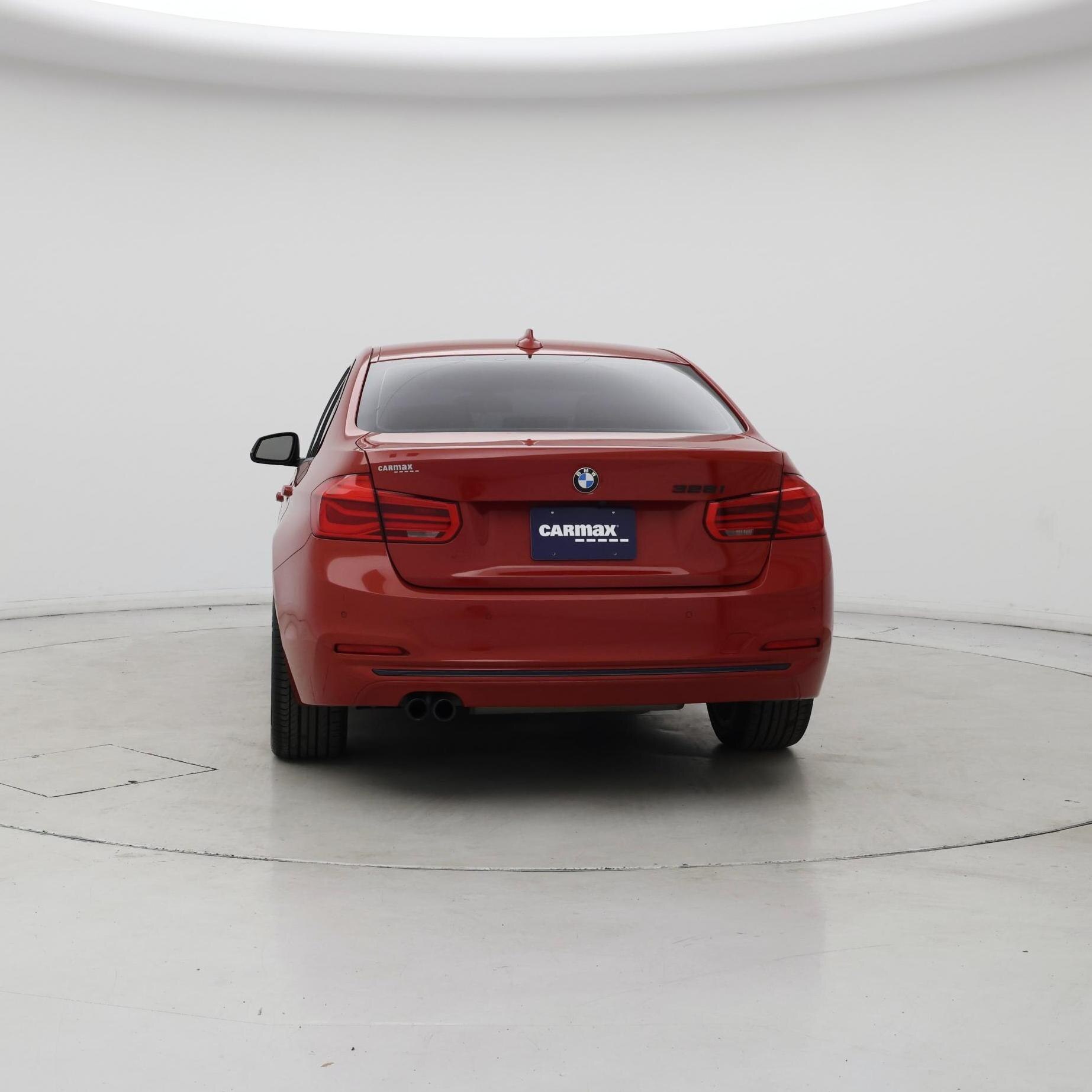 Thumbnail: 2016 BMW 3 Series - 6