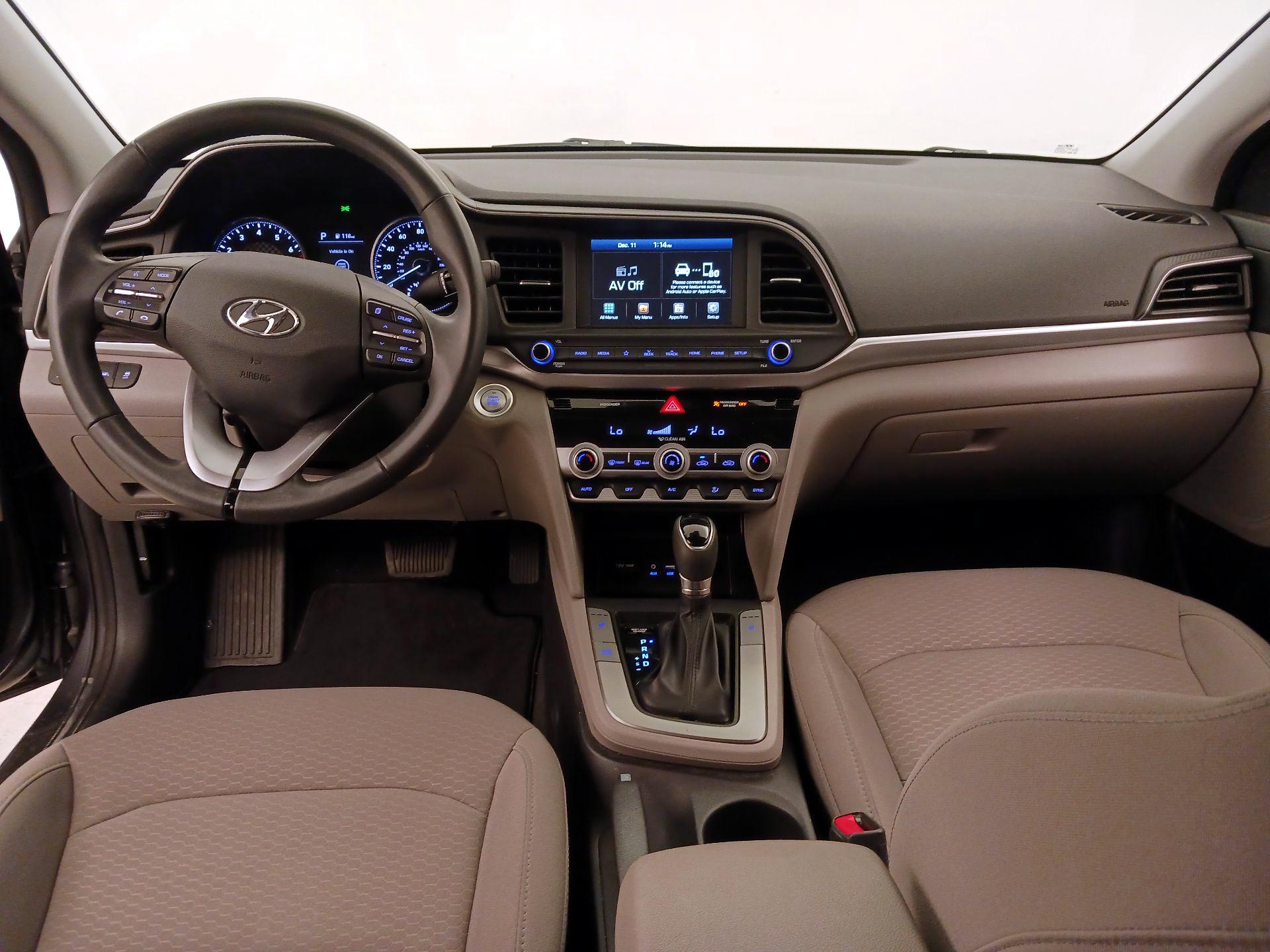 Thumbnail: 2019 Hyundai Elantra - 9