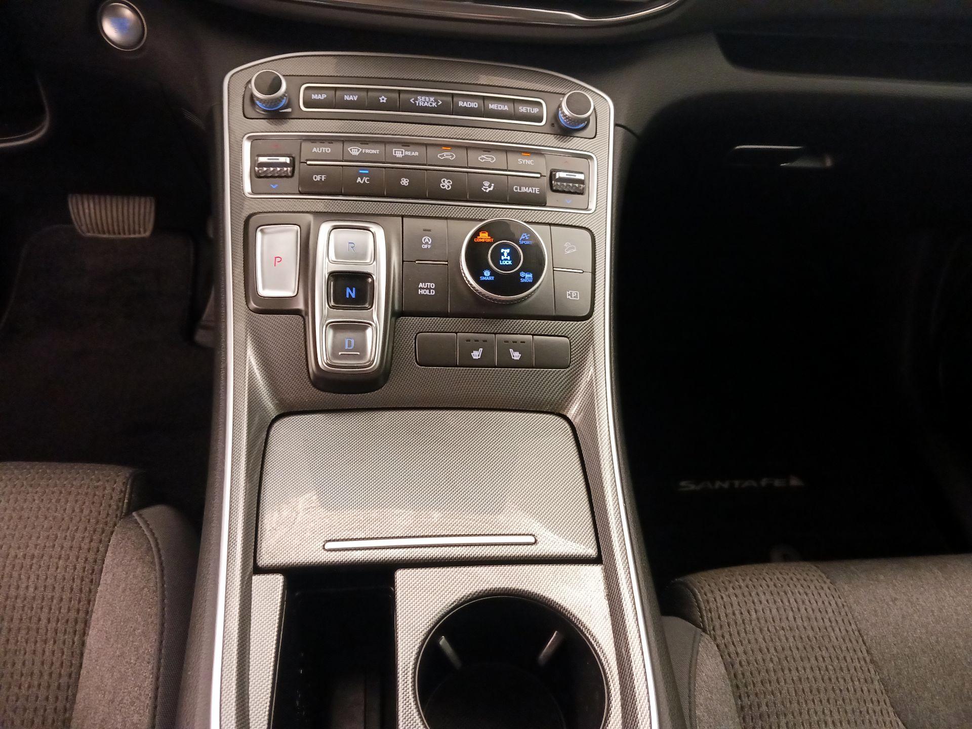 Thumbnail: 2023 Hyundai Santa Fe - 18