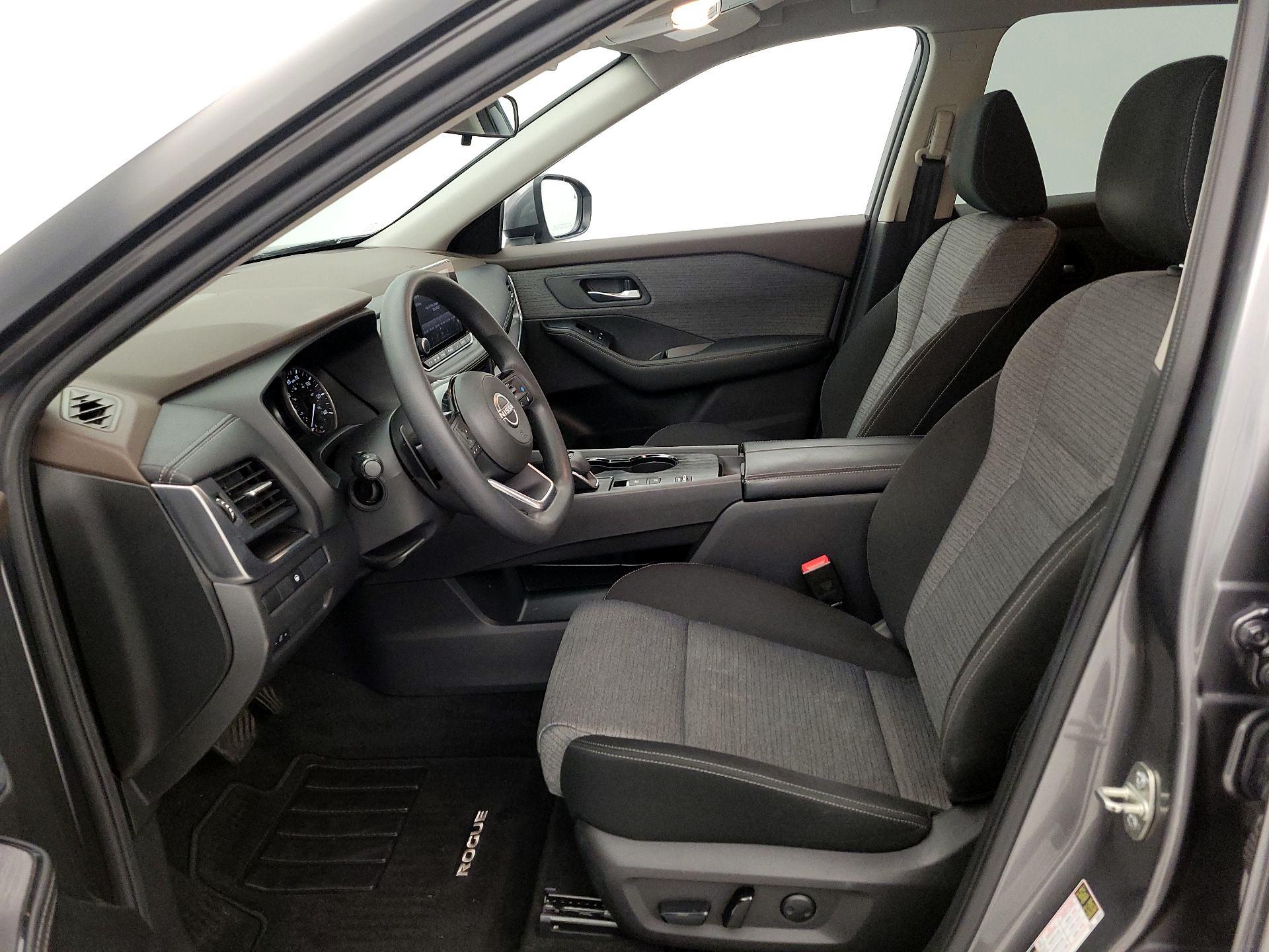 Thumbnail: 2023 Nissan Rogue - 11