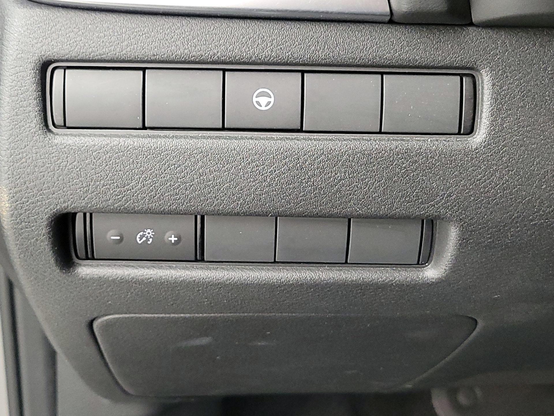 Thumbnail: 2023 Nissan Rogue - 13