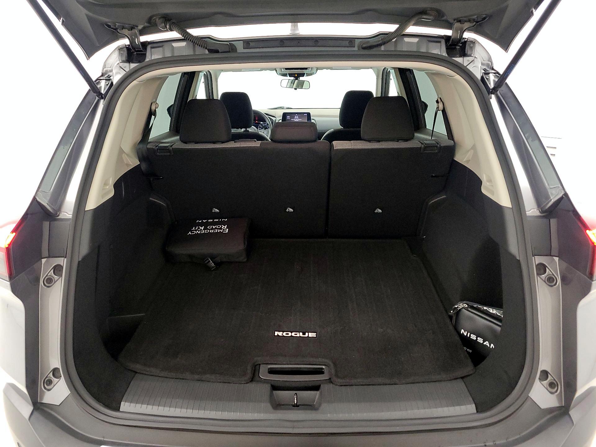 Thumbnail: 2023 Nissan Rogue - 20