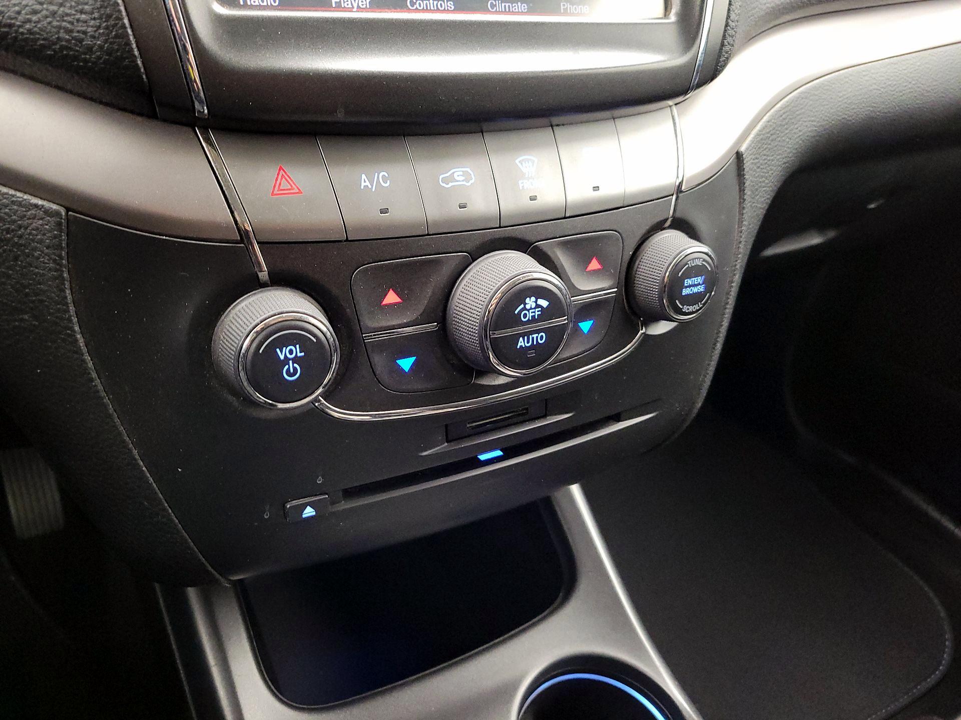 Thumbnail: 2018 Dodge Journey - 16