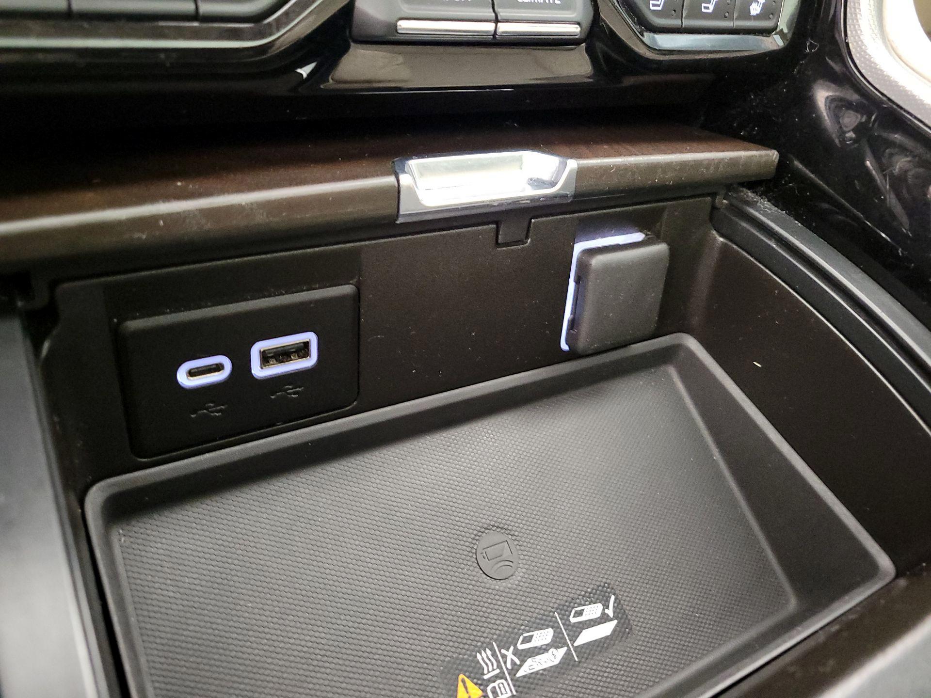 Thumbnail: 2022 GMC Yukon - 18