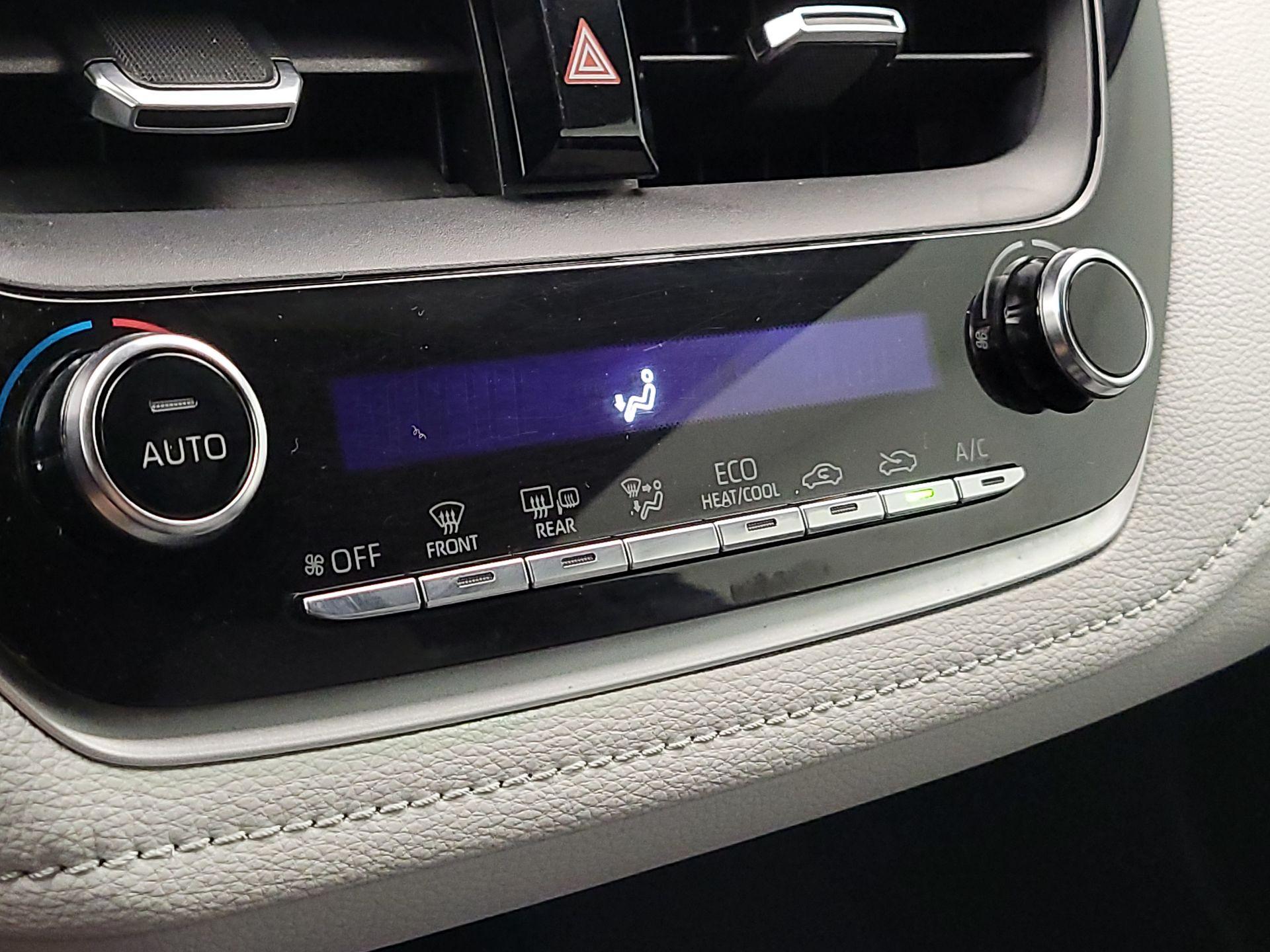 Thumbnail: 2021 Toyota Corolla - 17