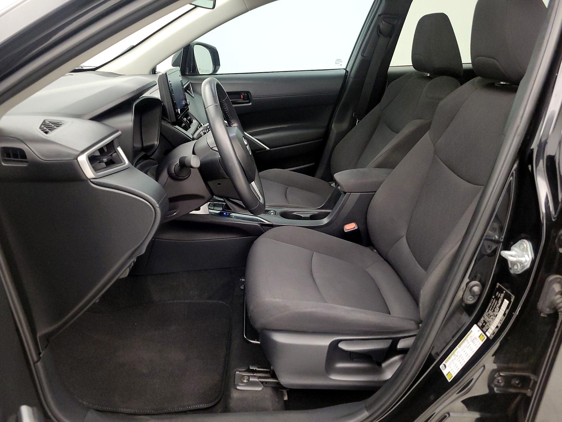 Thumbnail: 2022 Toyota Corolla Cross - 11