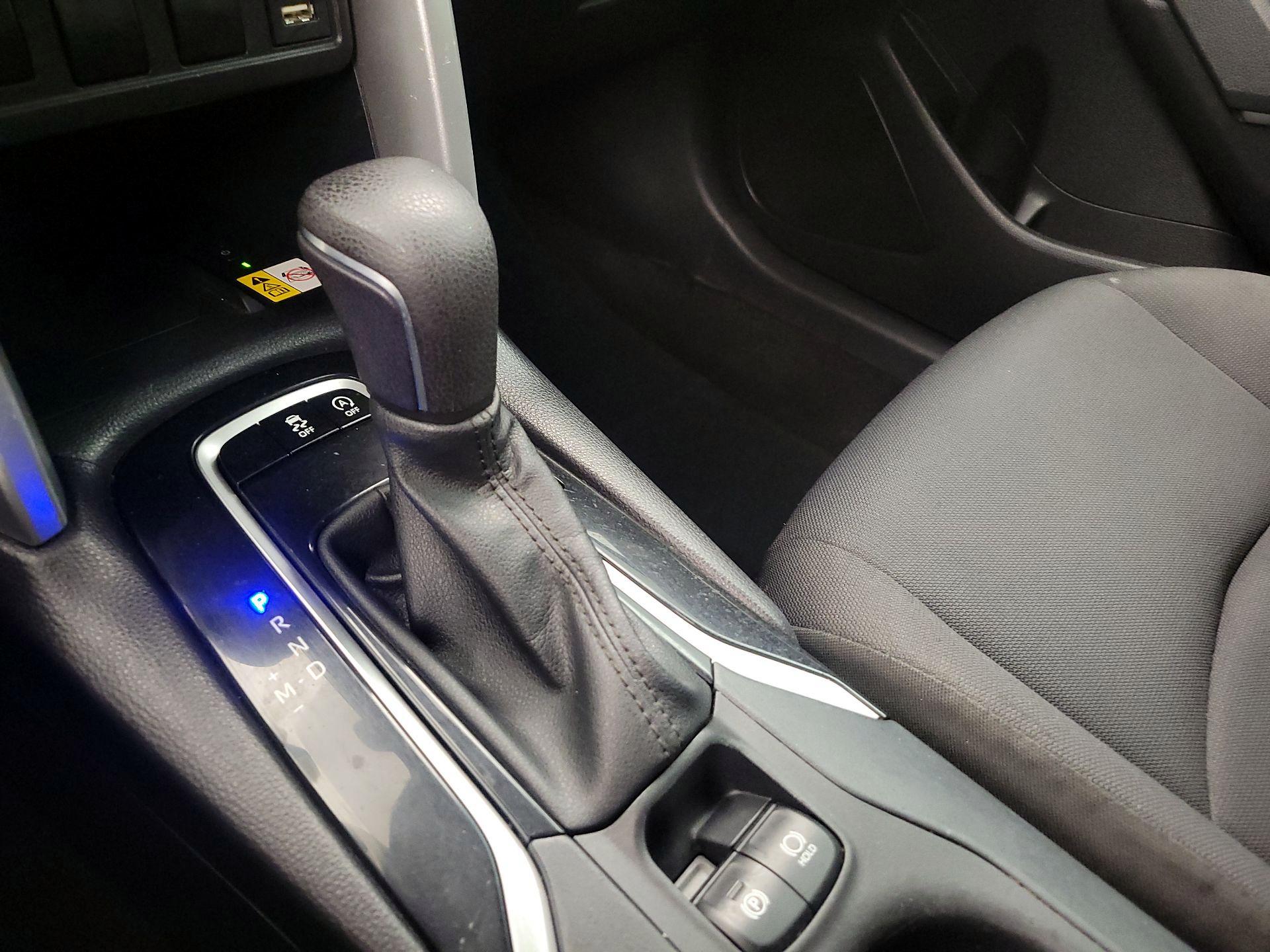 Thumbnail: 2022 Toyota Corolla Cross - 17