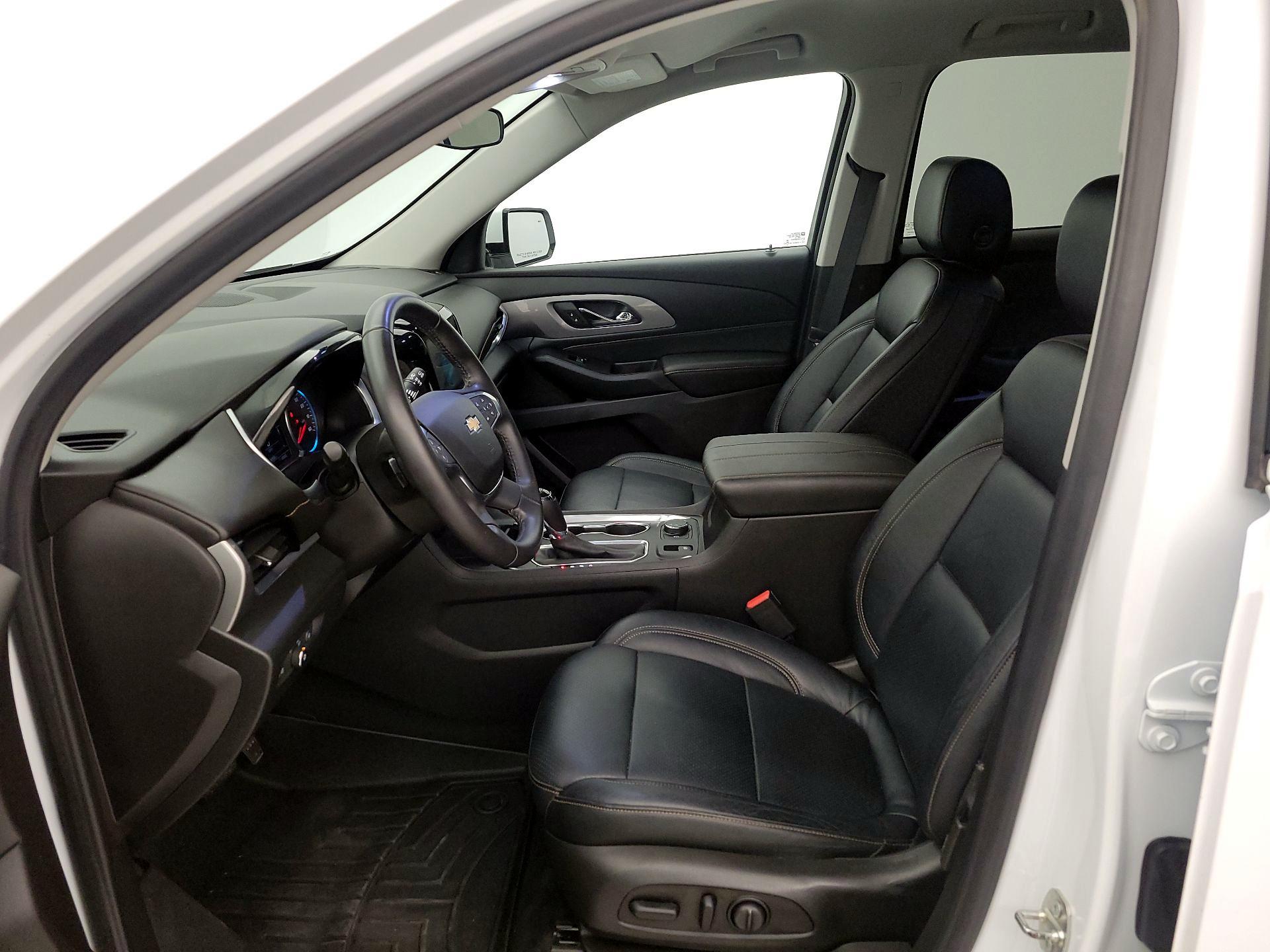 Thumbnail: 2019 Chevrolet Traverse - 11