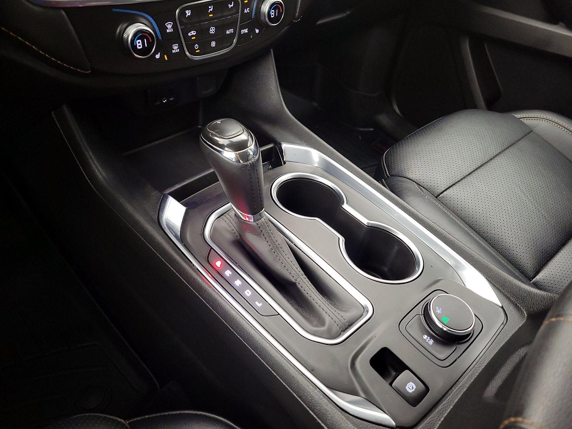 Thumbnail: 2019 Chevrolet Traverse - 17