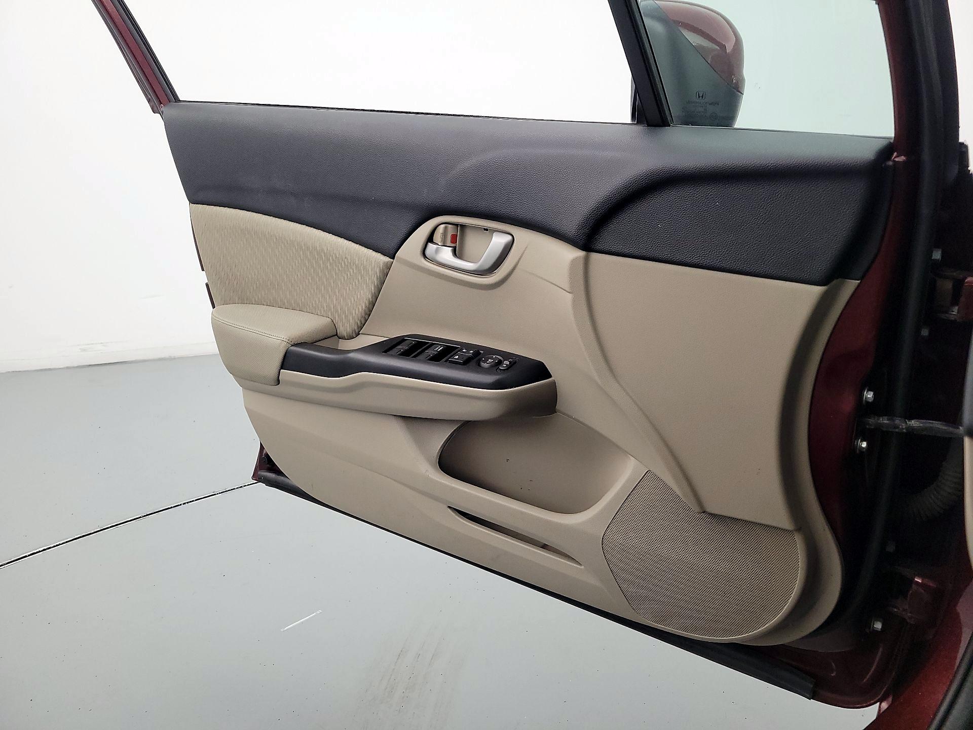 Thumbnail: 2015 Honda Civic - 12