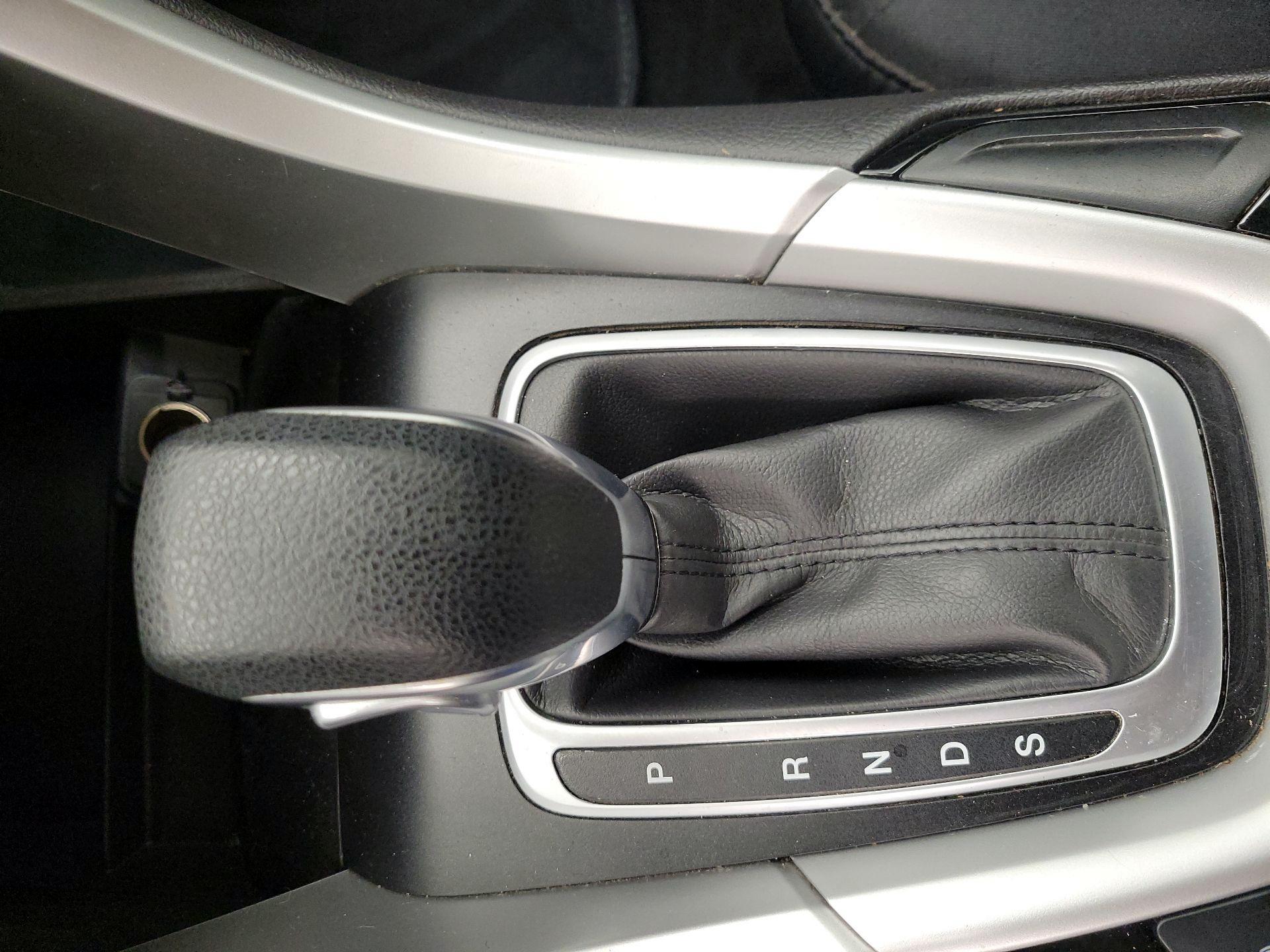 Thumbnail: 2016 Ford Fusion - 18