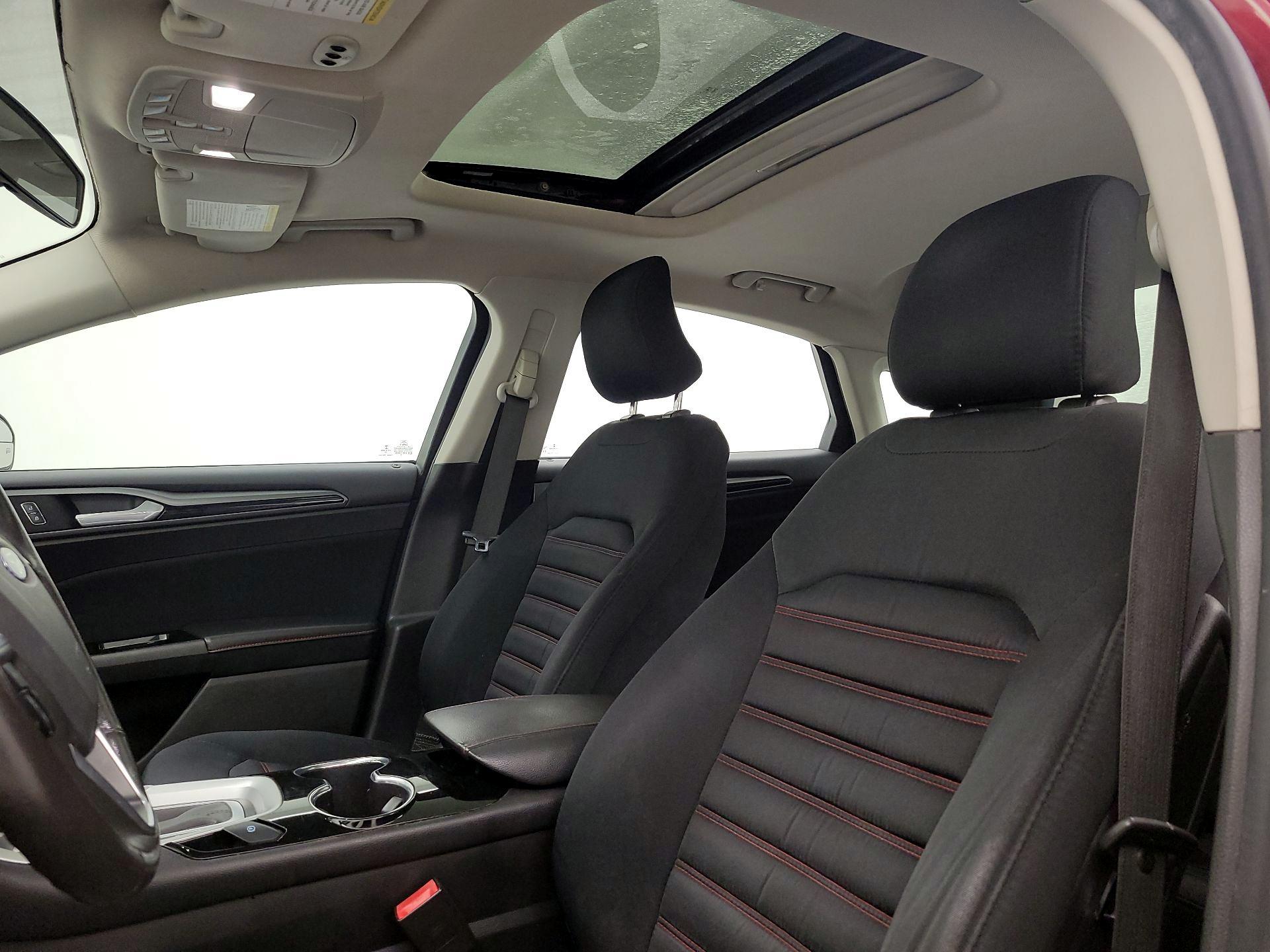 Thumbnail: 2016 Ford Fusion - 20