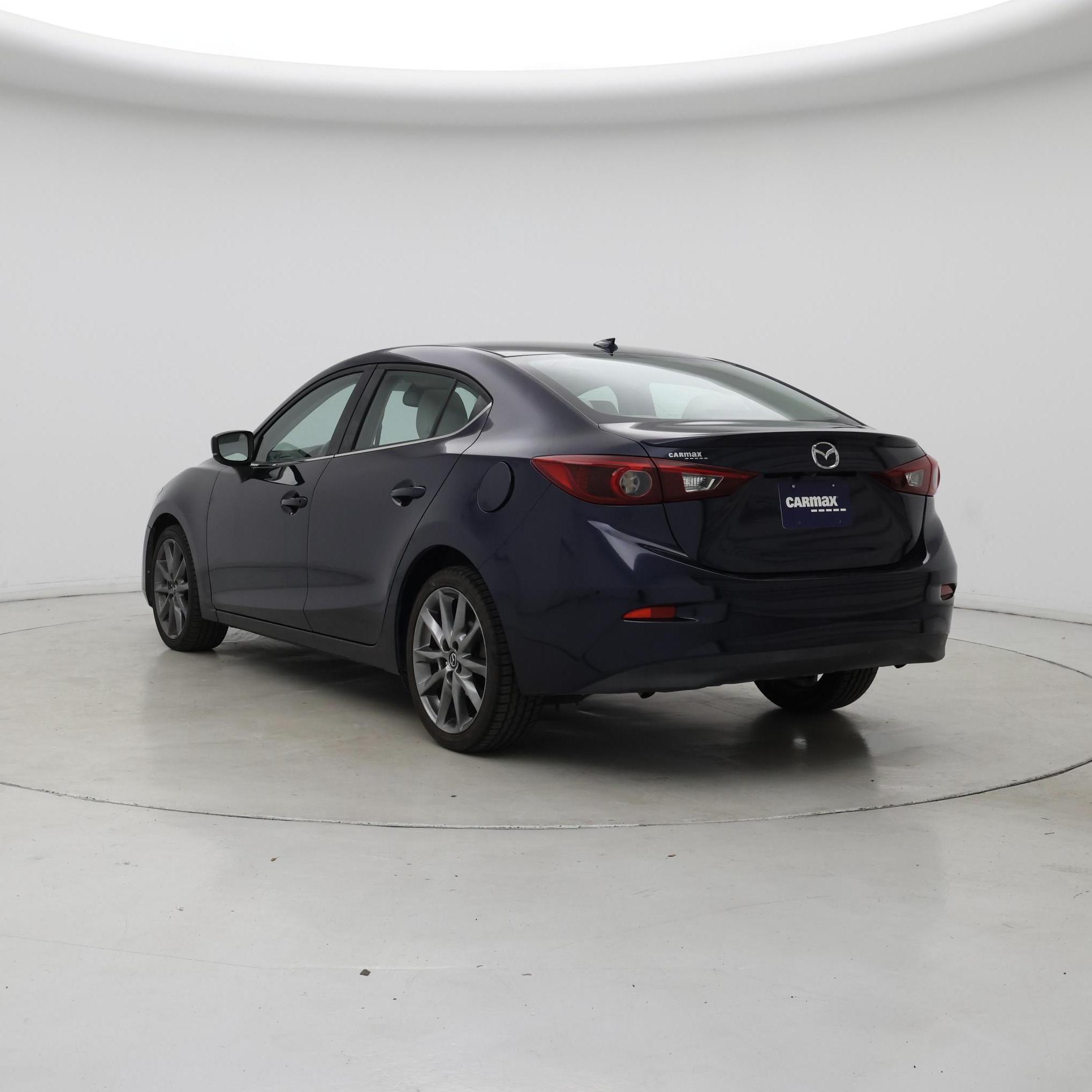 Thumbnail: 2018 Mazda Mazda3 - 2