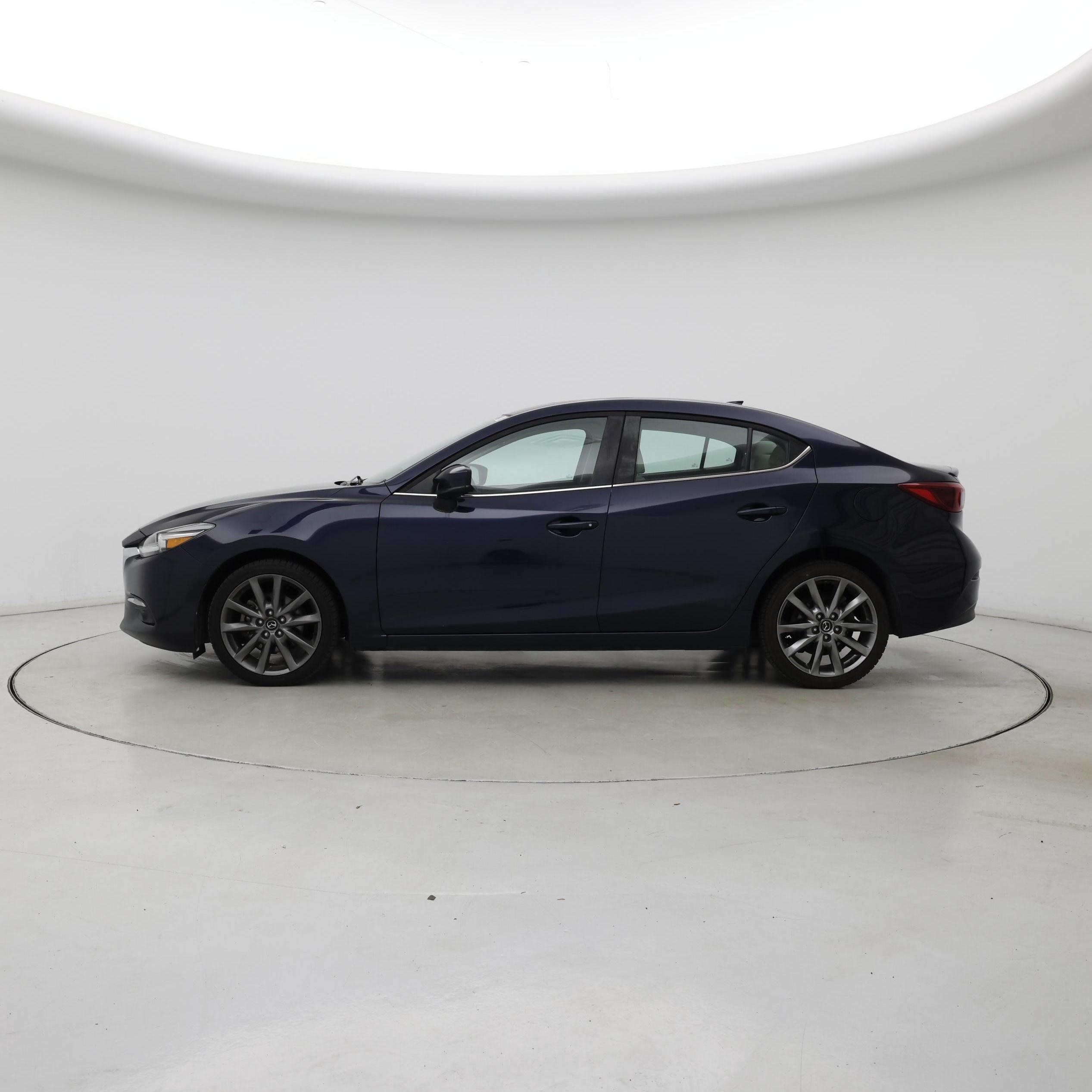 Thumbnail: 2018 Mazda Mazda3 - 3