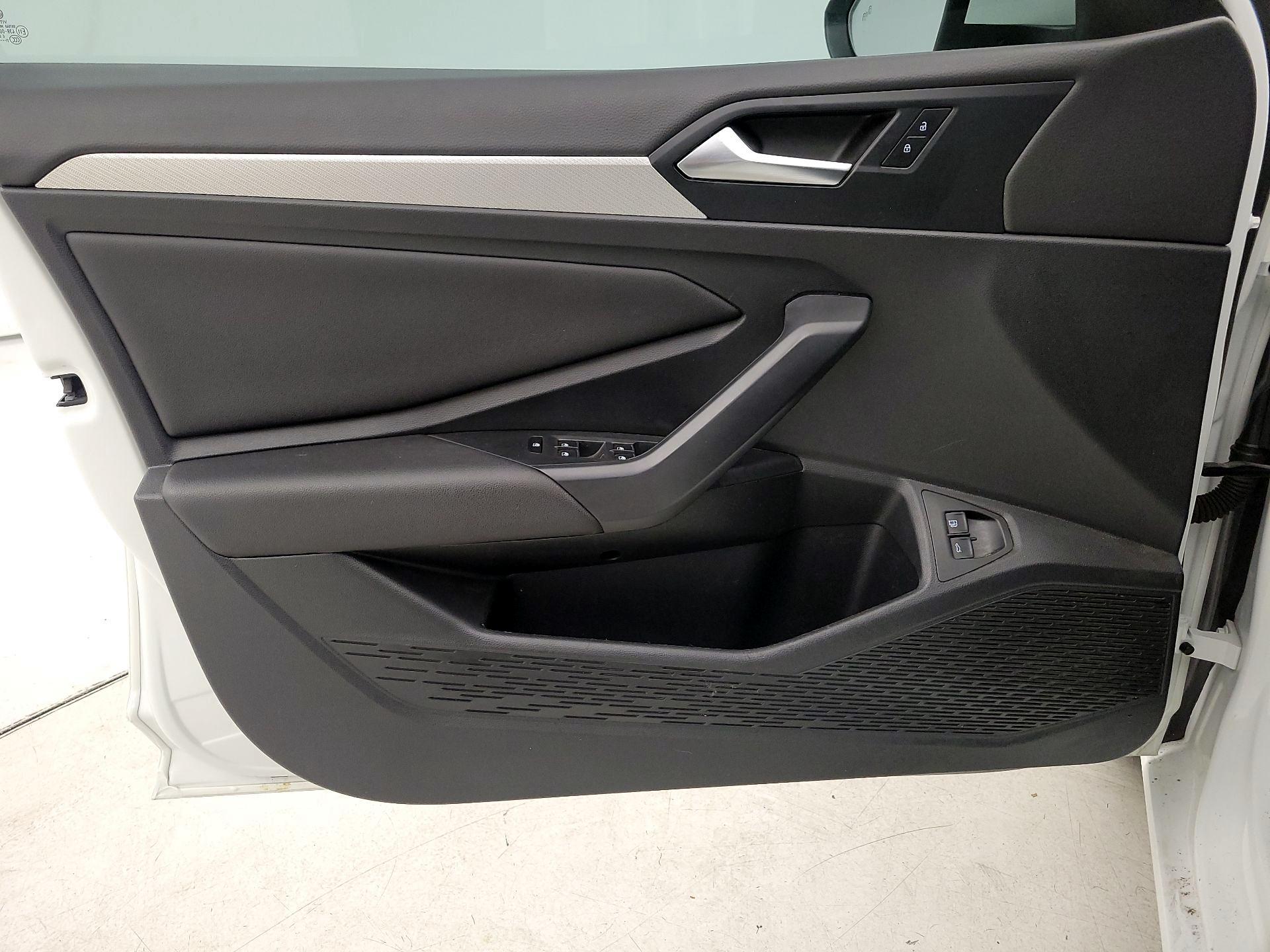 Thumbnail: 2021 Volkswagen Jetta - 12