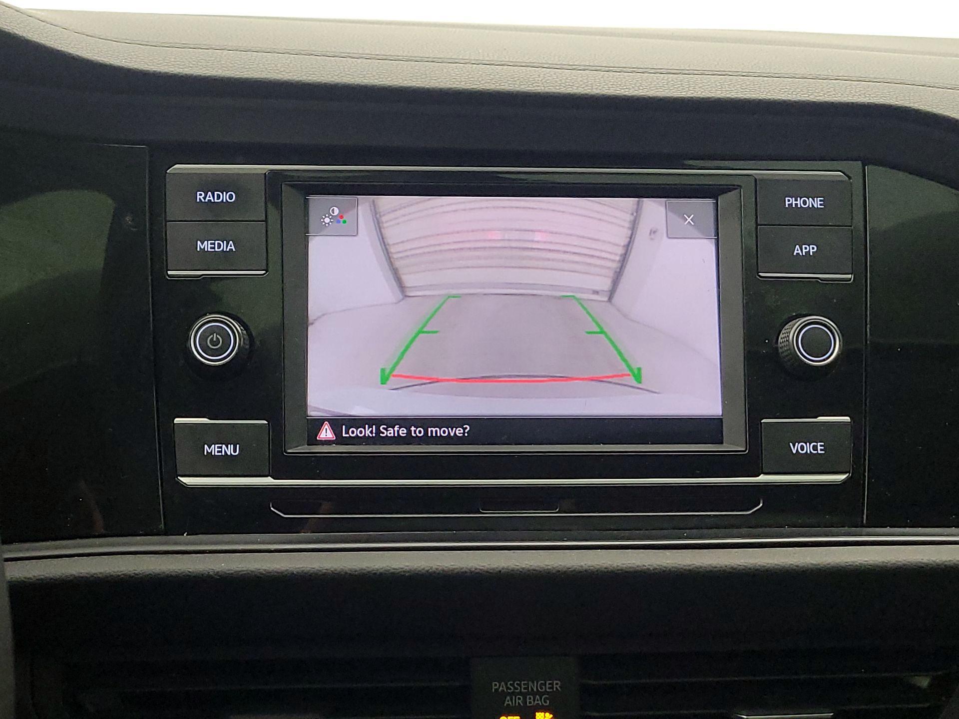 Thumbnail: 2021 Volkswagen Jetta - 14