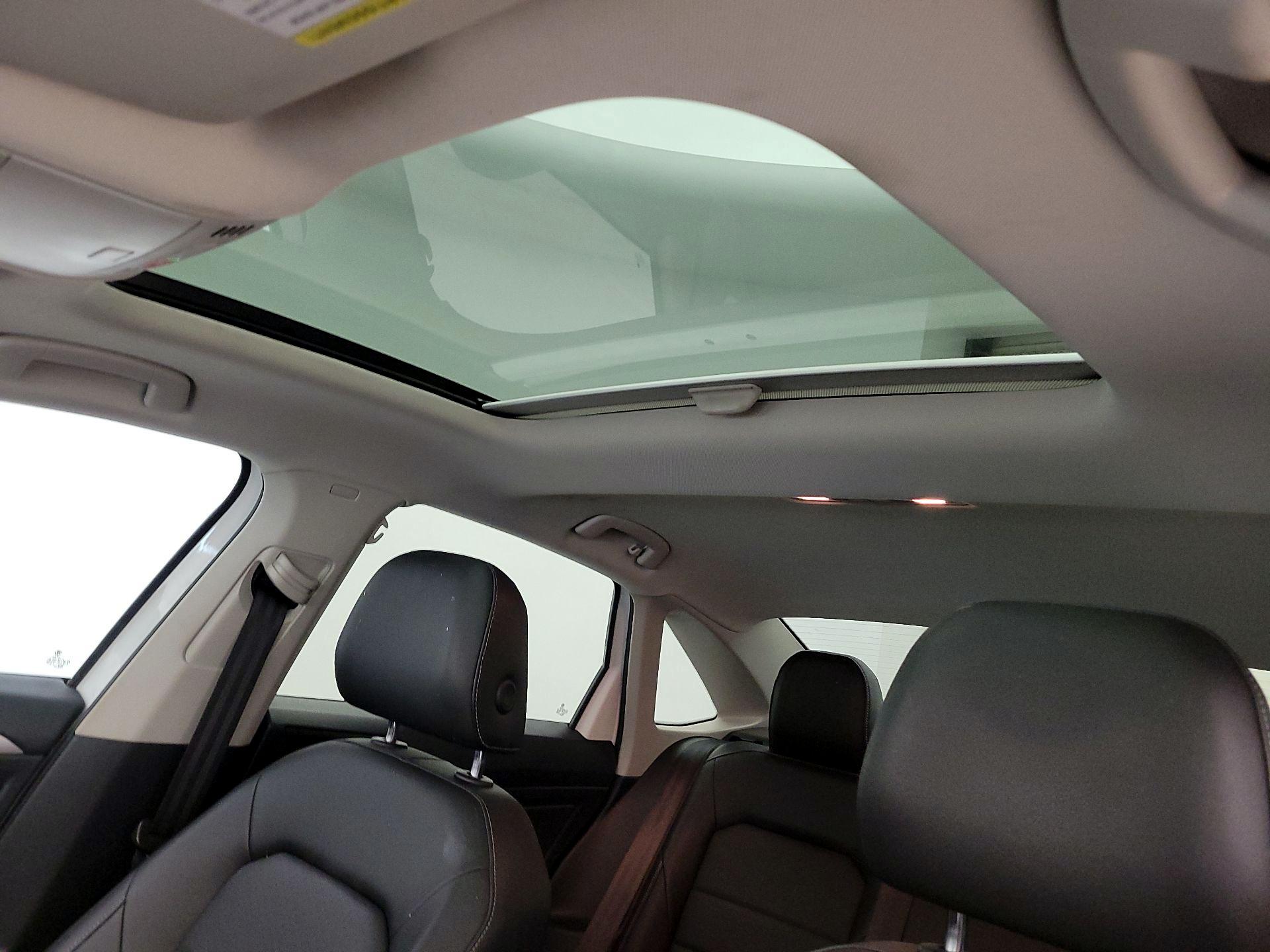 Thumbnail: 2021 Volkswagen Jetta - 19