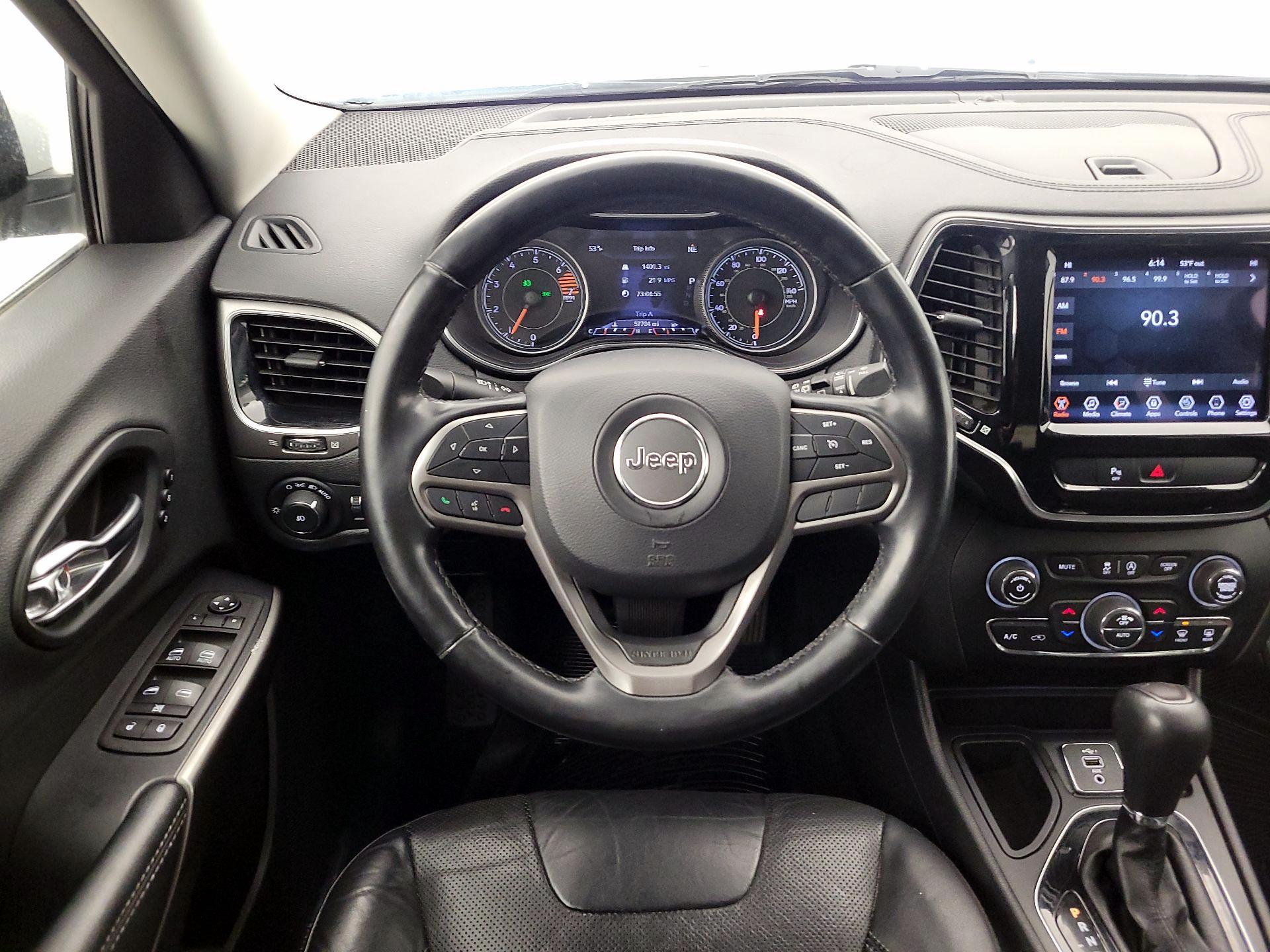 Thumbnail: 2020 Jeep Cherokee - 10