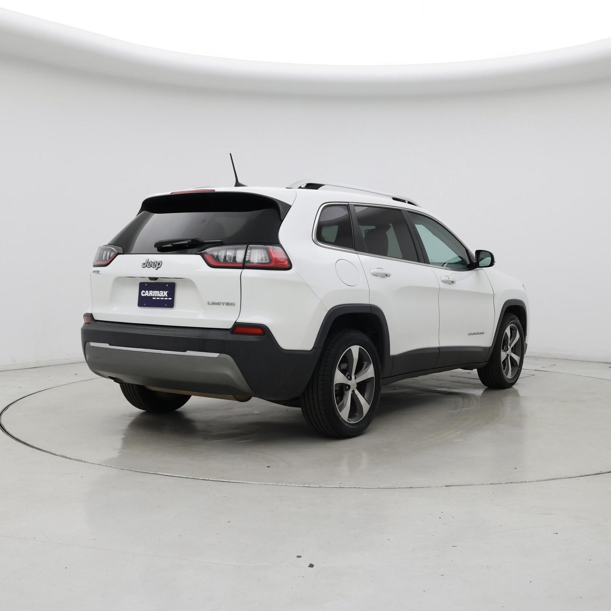 Thumbnail: 2020 Jeep Cherokee - 8